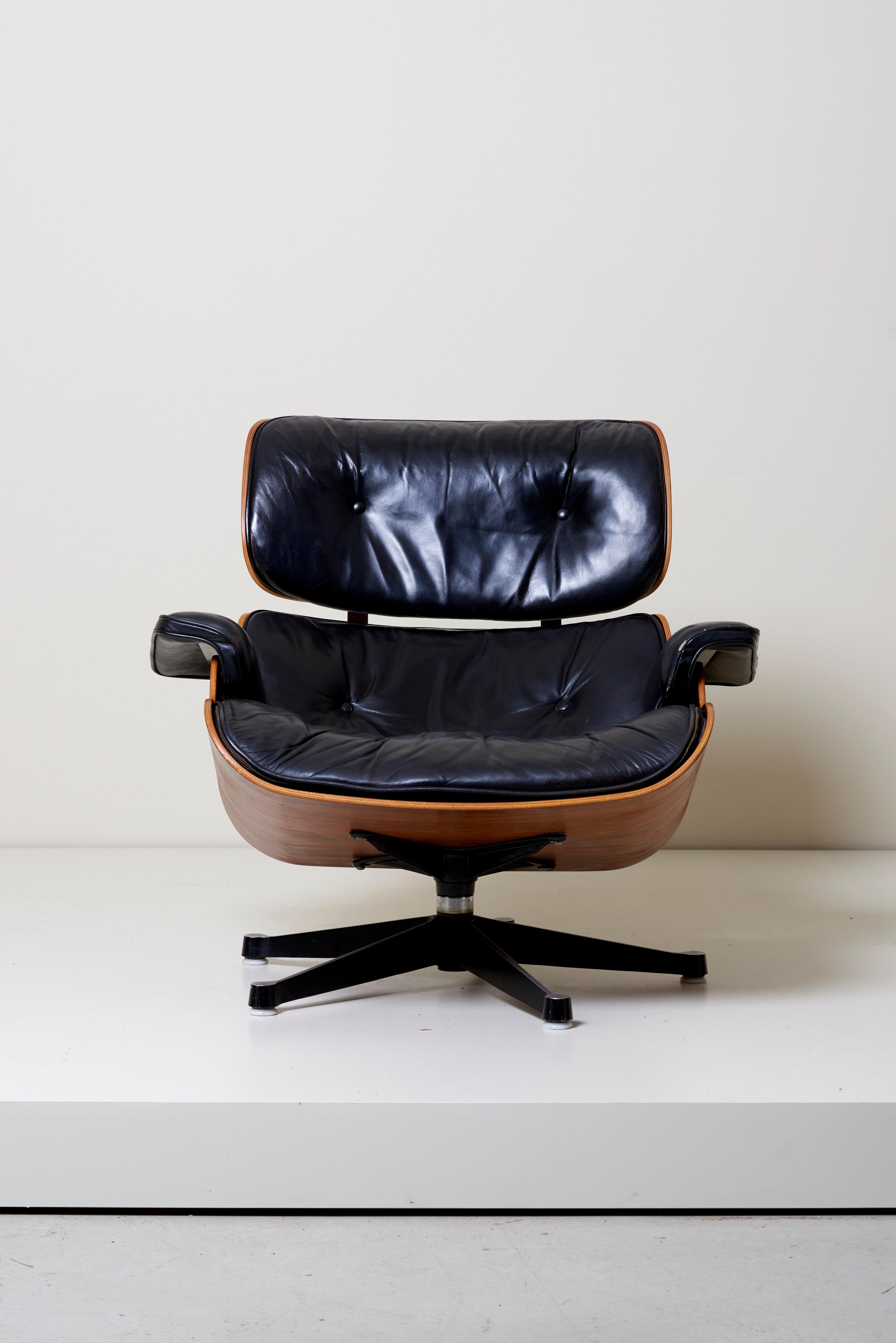 Classic Lounge Chair by Ray and Charles Eames for Herman Miller, 1970s 3