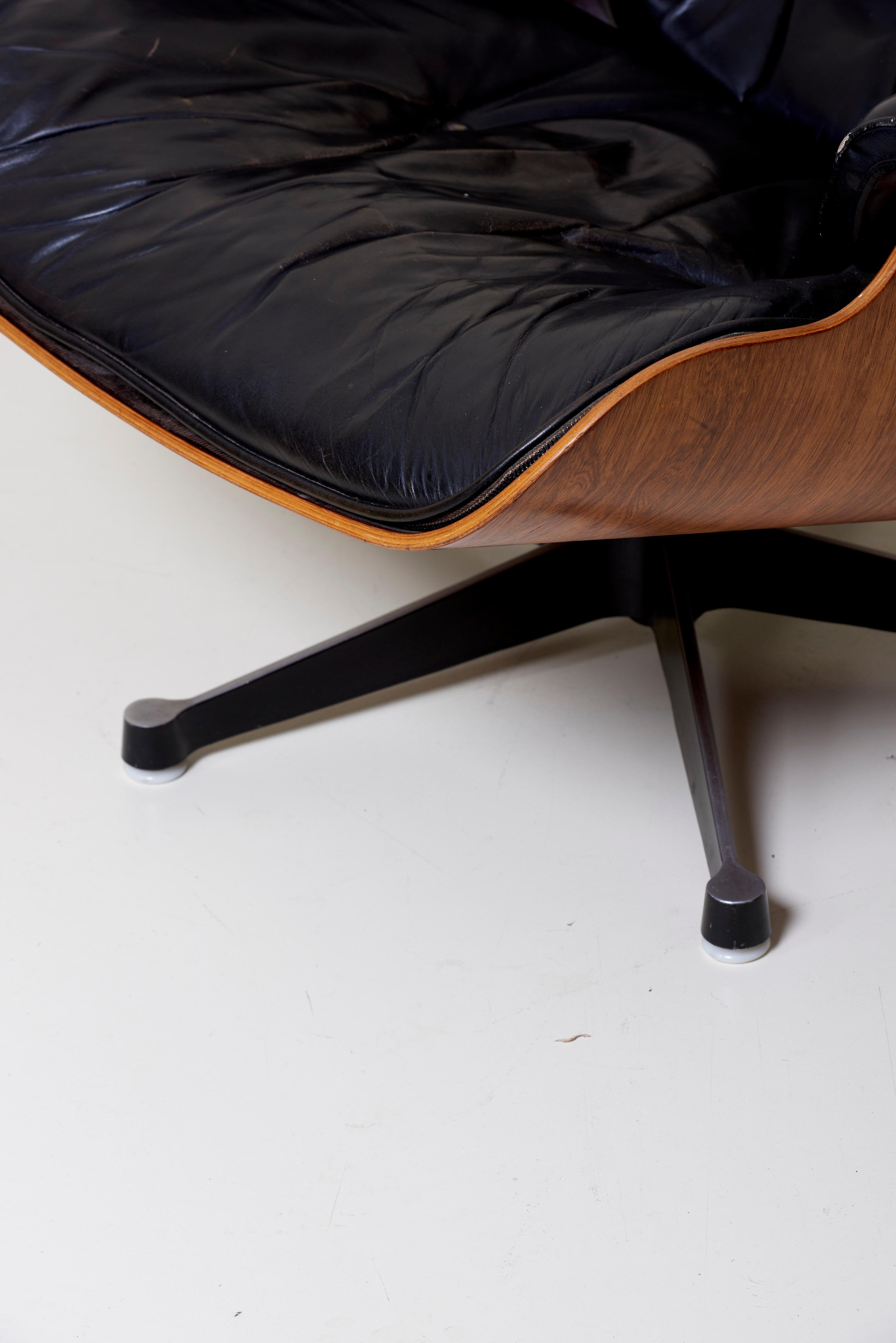 Classic Lounge Chair by Ray and Charles Eames for Herman Miller, 1970s 1