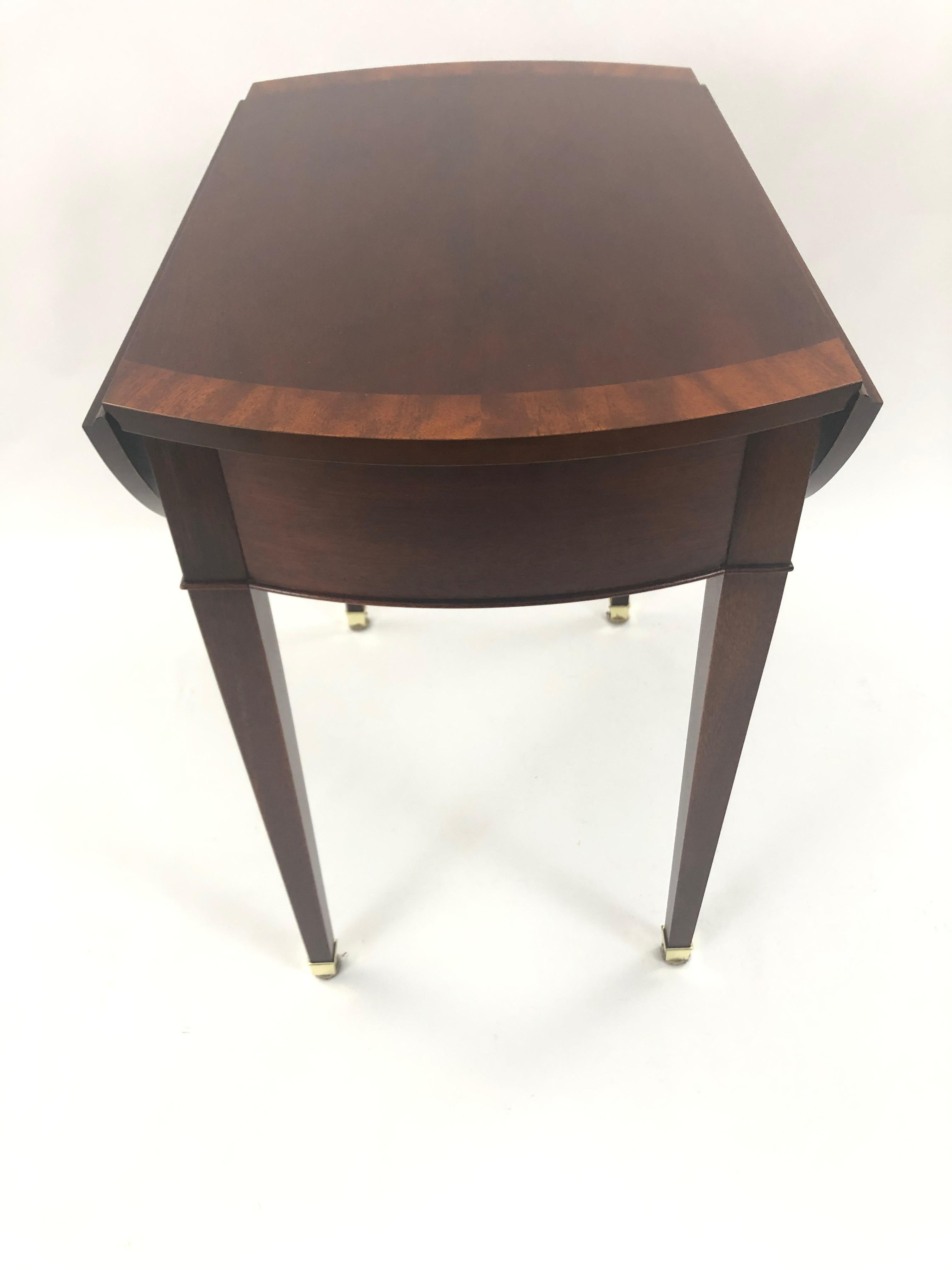 Classic Mahogany Banded Inlaid Pembroke Side Table 6
