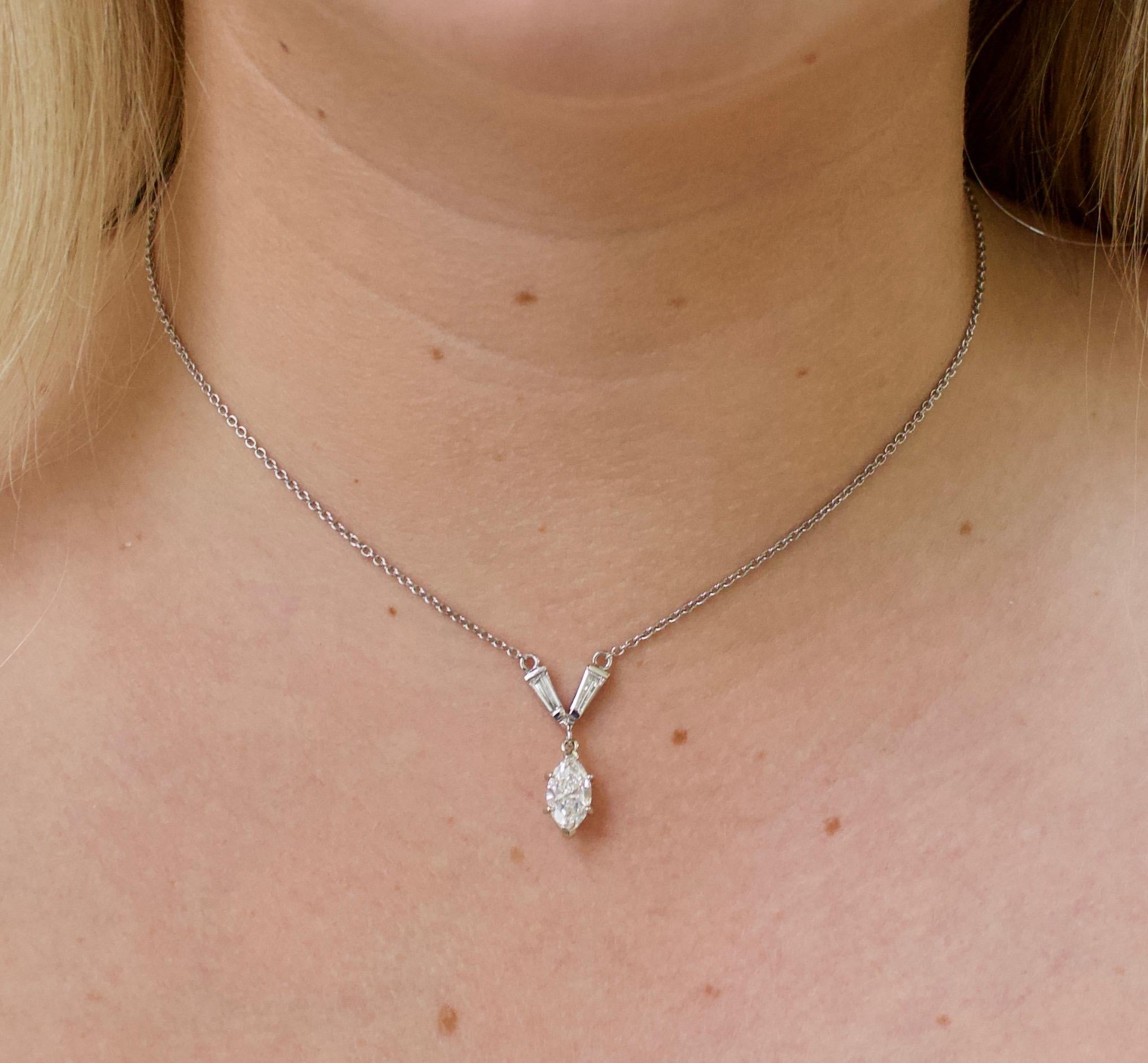 Classic Marquise Diamond Drop Necklace in Platinum GIA E SI1

Introducing the exquisite Platinum Diamond Necklace, a true embodiment of elegance and luxury. Crafted with the finest materials, this necklace is a stunning piece that will captivate