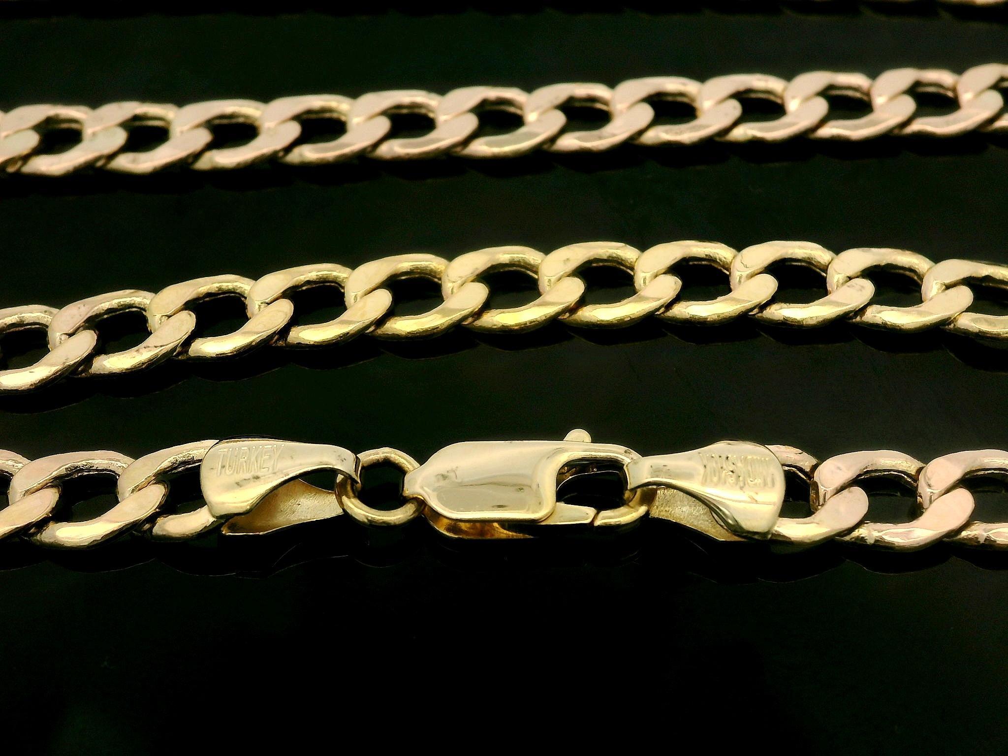 MATERIAL : Or jaune 10k massif 
Poids : 16,24 grammes
Type de chaîne : 24