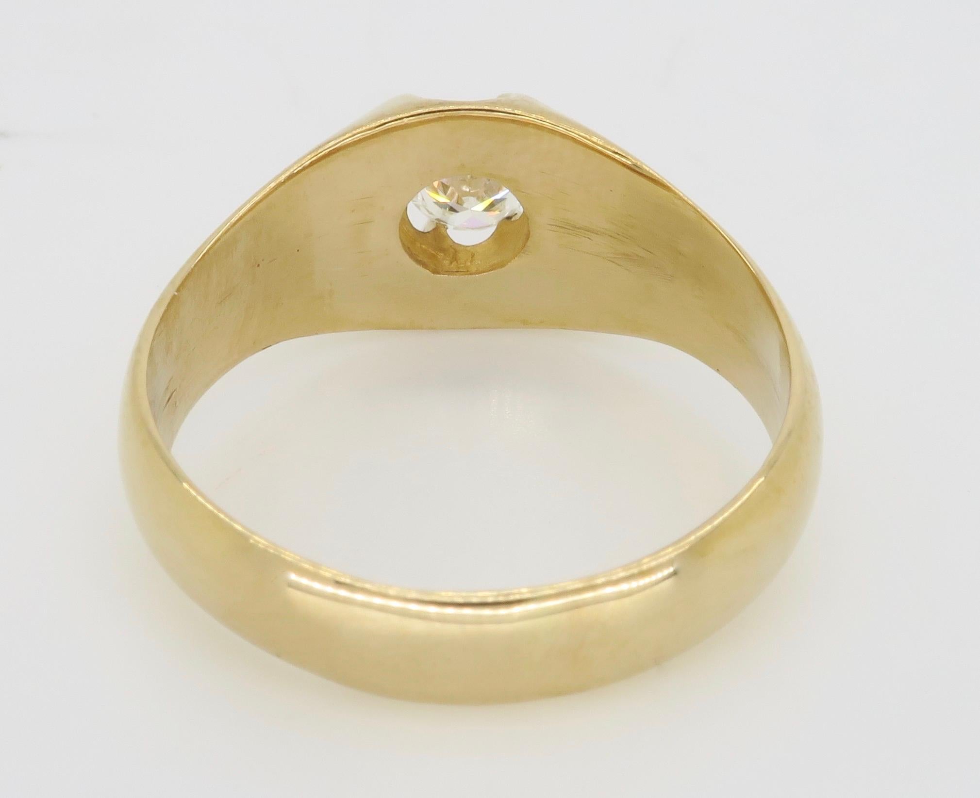Classic Men's Solitaire Diamond Ring  For Sale 4