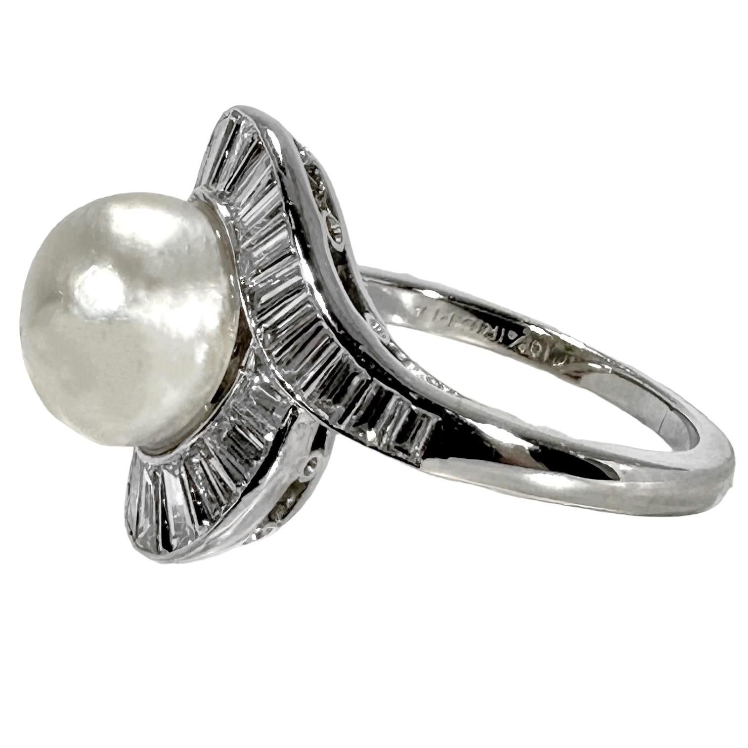 Classic Mid-20th Century Platinum, Natural Pearl,  and Baguette Diamond Ring In Good Condition In Palm Beach, FL