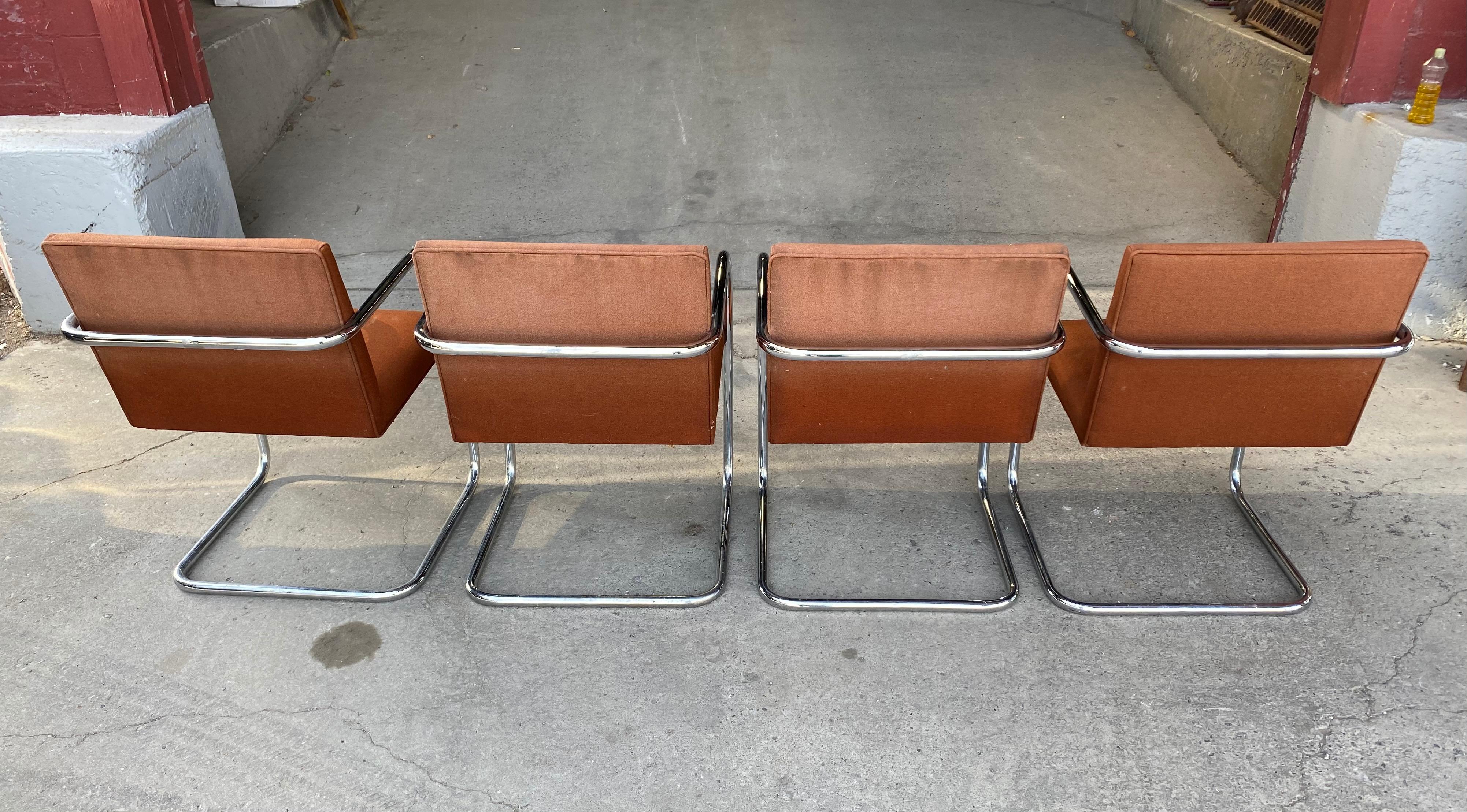 Chaises classiques du milieu du siècle Brno de Mies van der Rohe pour Gordon International Bon état - En vente à Buffalo, NY