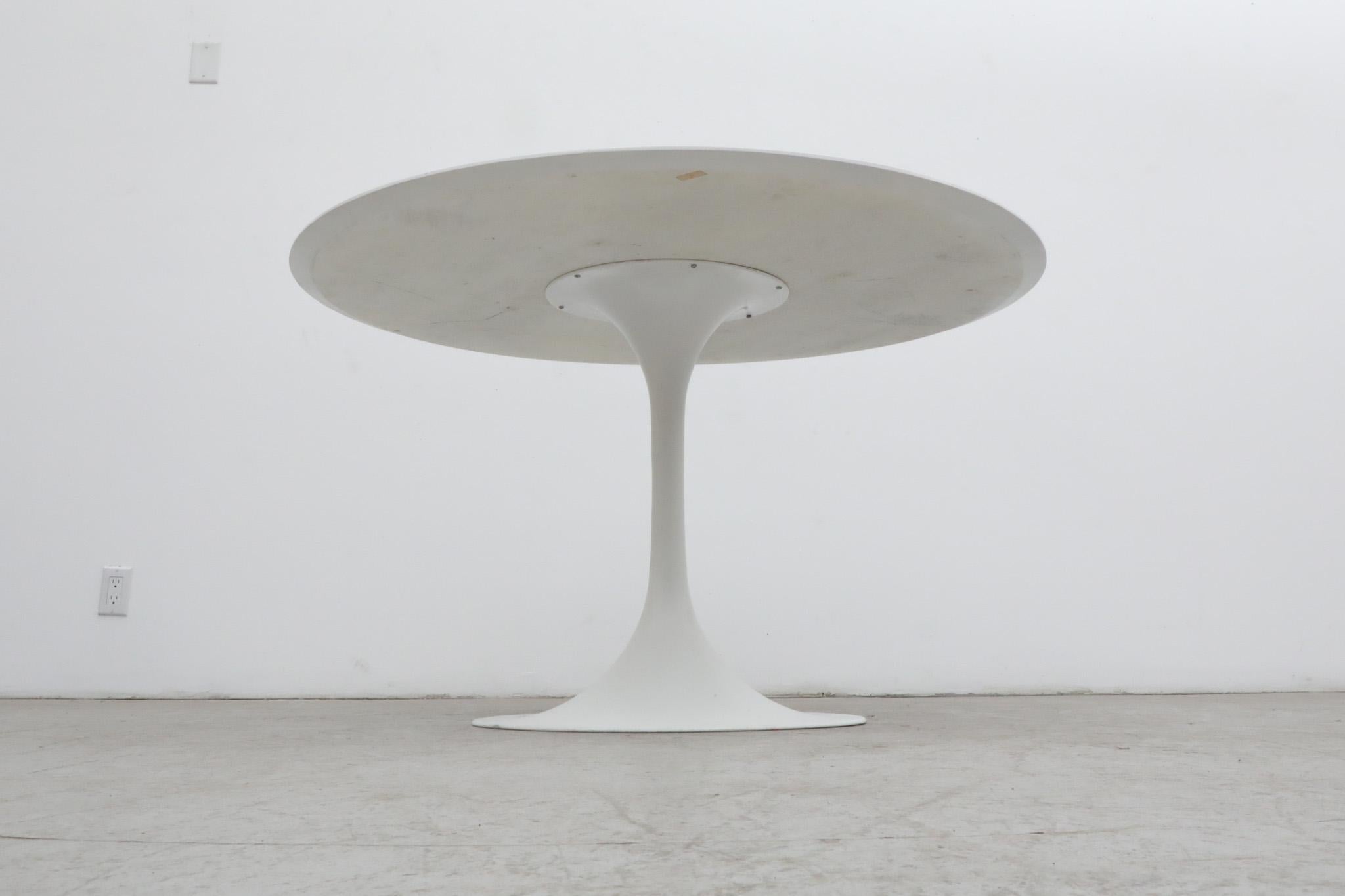Classic Mid-Century Eero Saarinen Style Tulip Dining Table by Cees Braakman In Good Condition For Sale In Los Angeles, CA