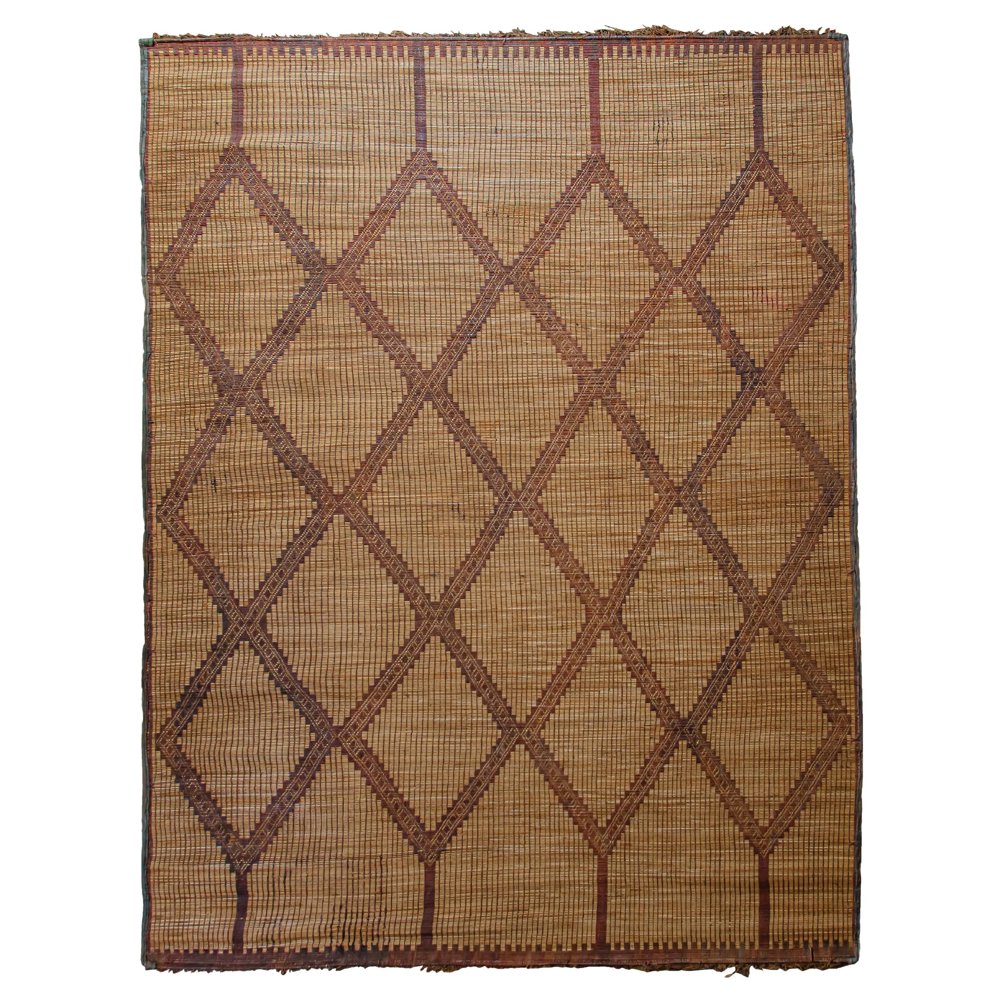 Classic Mid-Century Mauritanian Tuareg Mat curated by Breuckelen Berber en vente