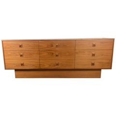 Classic Mid-Century Modern 9-Drawer Teak Dresser /credenza