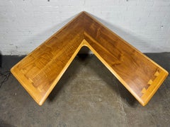 Classic Mid-Century Modern Dovetail Lane Acclaim Boomerang Coffee Table
