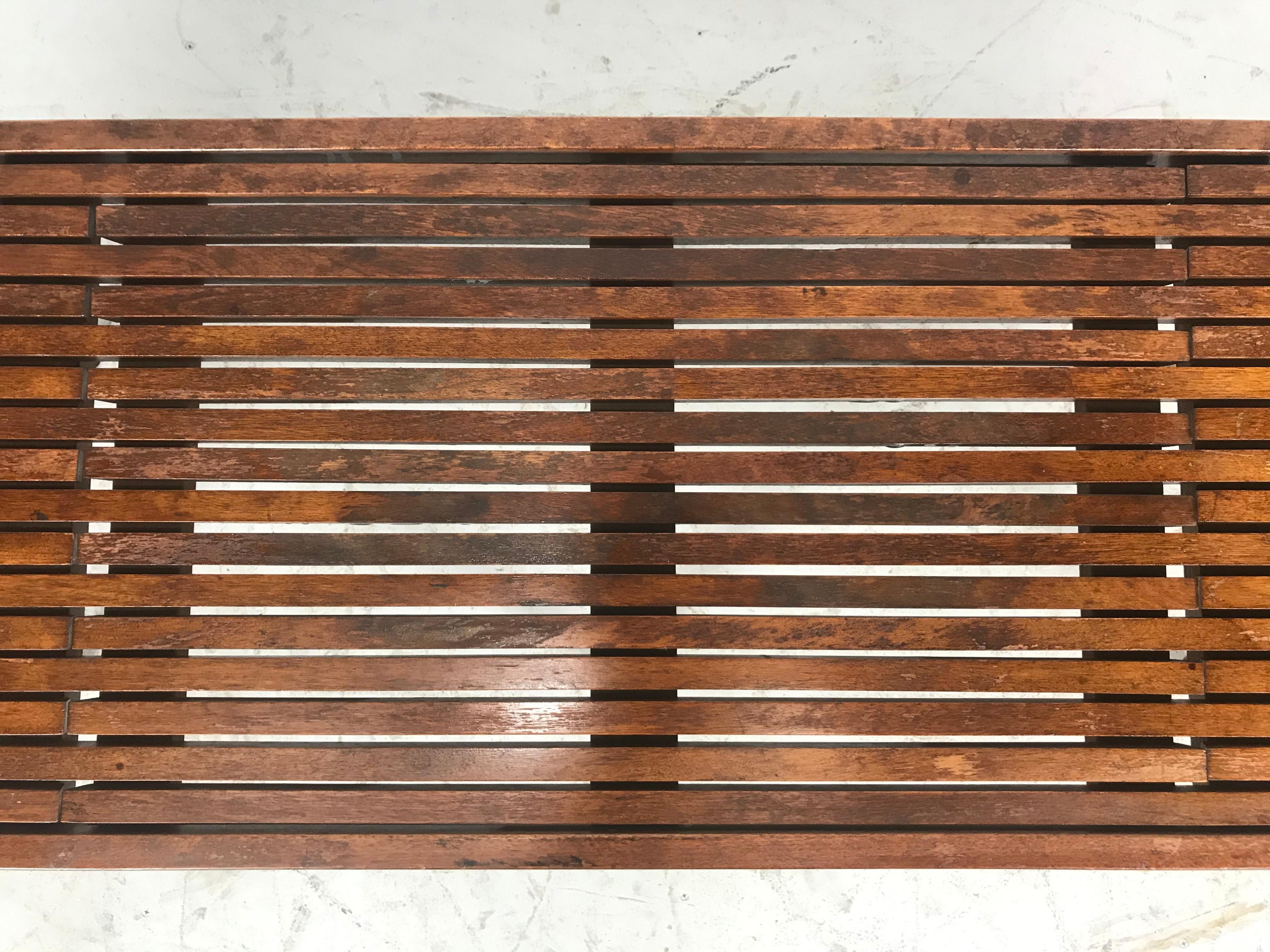 Classic Mid-Century Modern Expandable Slat Bench/ Table, Made in Italy 1