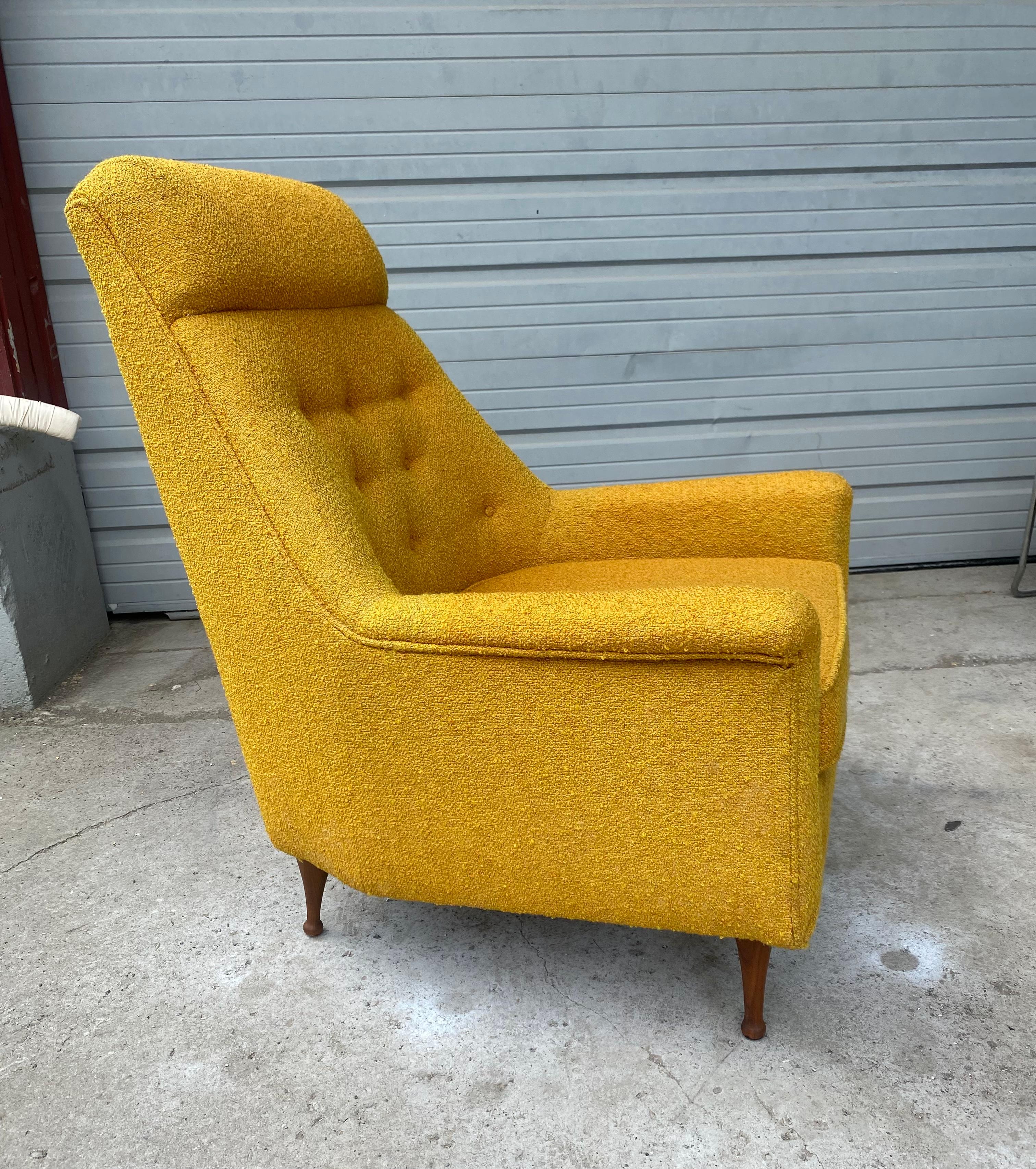 Classic Mid Century Modern Lounge Chair by Flexsteel.. manner of Paul McCobb In Good Condition In Buffalo, NY