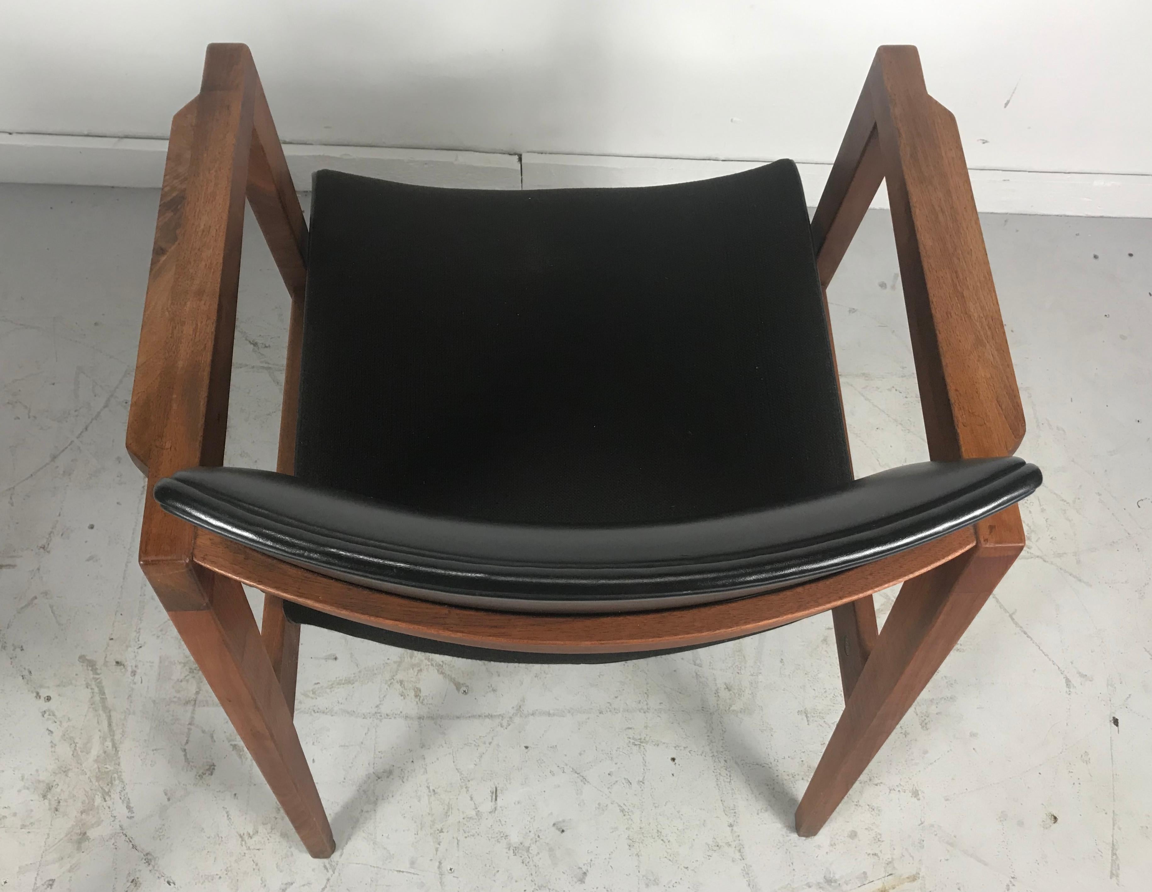 Classic Mid-Century Modern Lounge Chairs, Walnut Frames, by Gunlocke, Jens Risom In Good Condition In Buffalo, NY