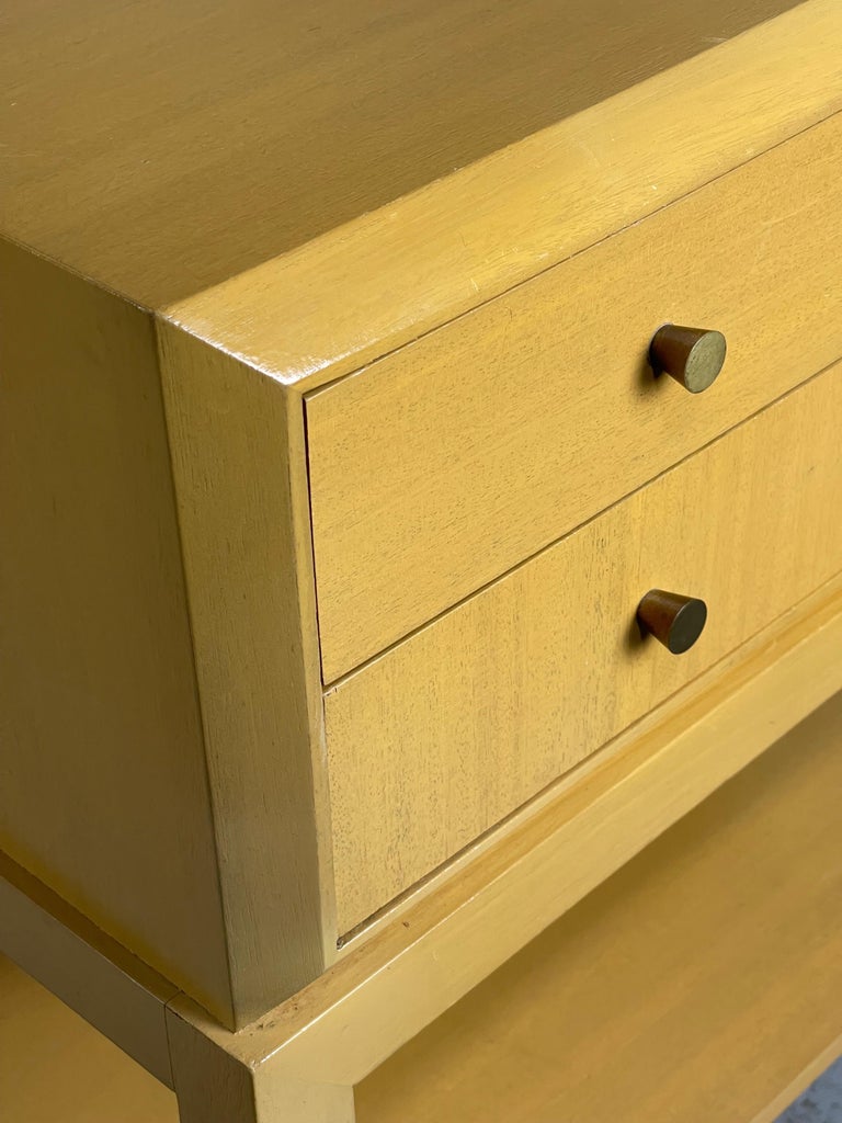 Classic MidCentury Modern Nightstands For Sale at 1stDibs