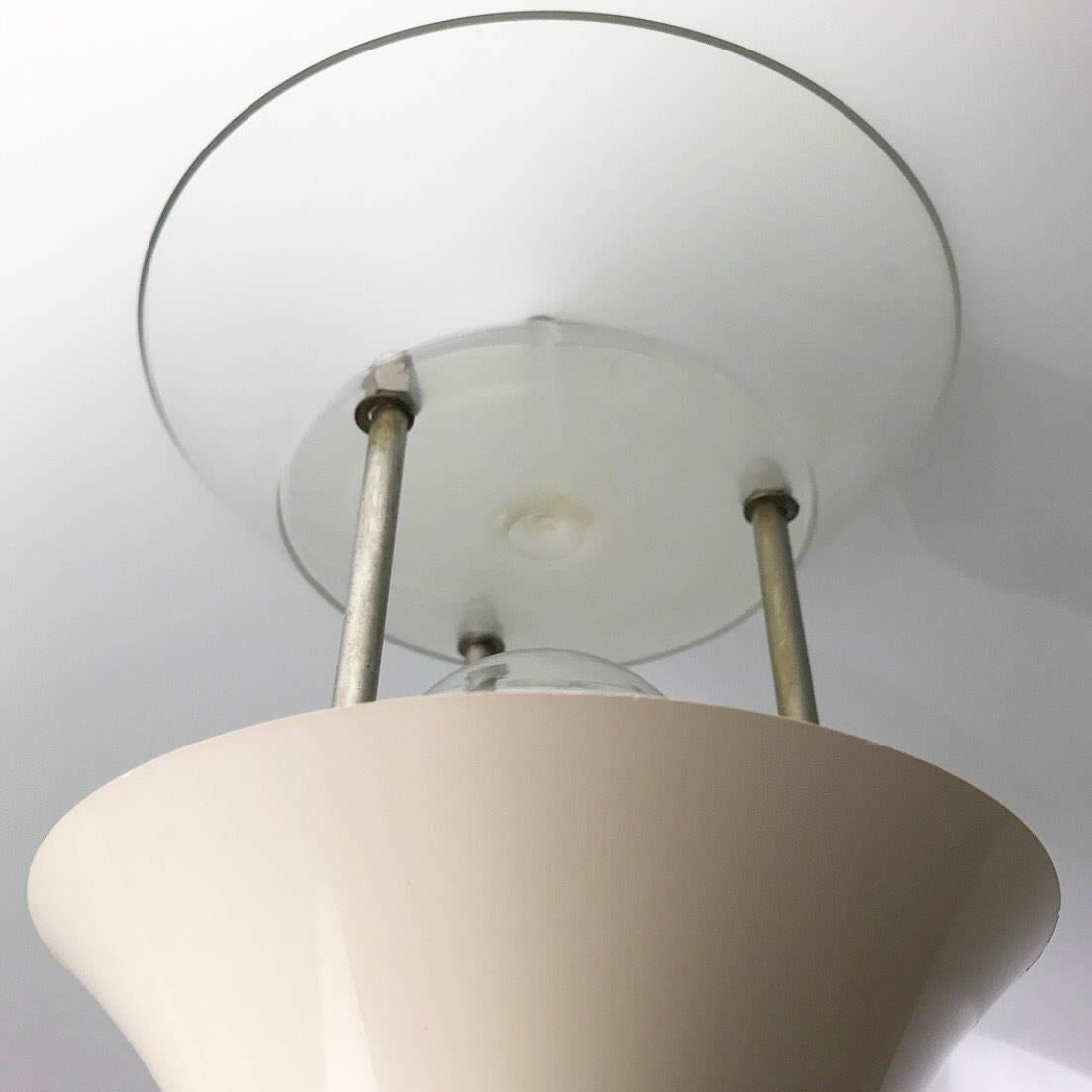 Classic Mid-Century Modern Space Age Danish 1970s Design Panthella Table Lamp 2