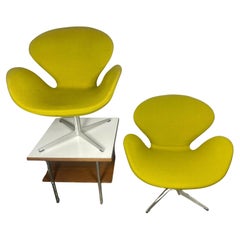 Sillas de cisne clásicas de la modernidad de mediados de siglo, Arne Jacobsen/Fritzhansen , Dinamarca 1968