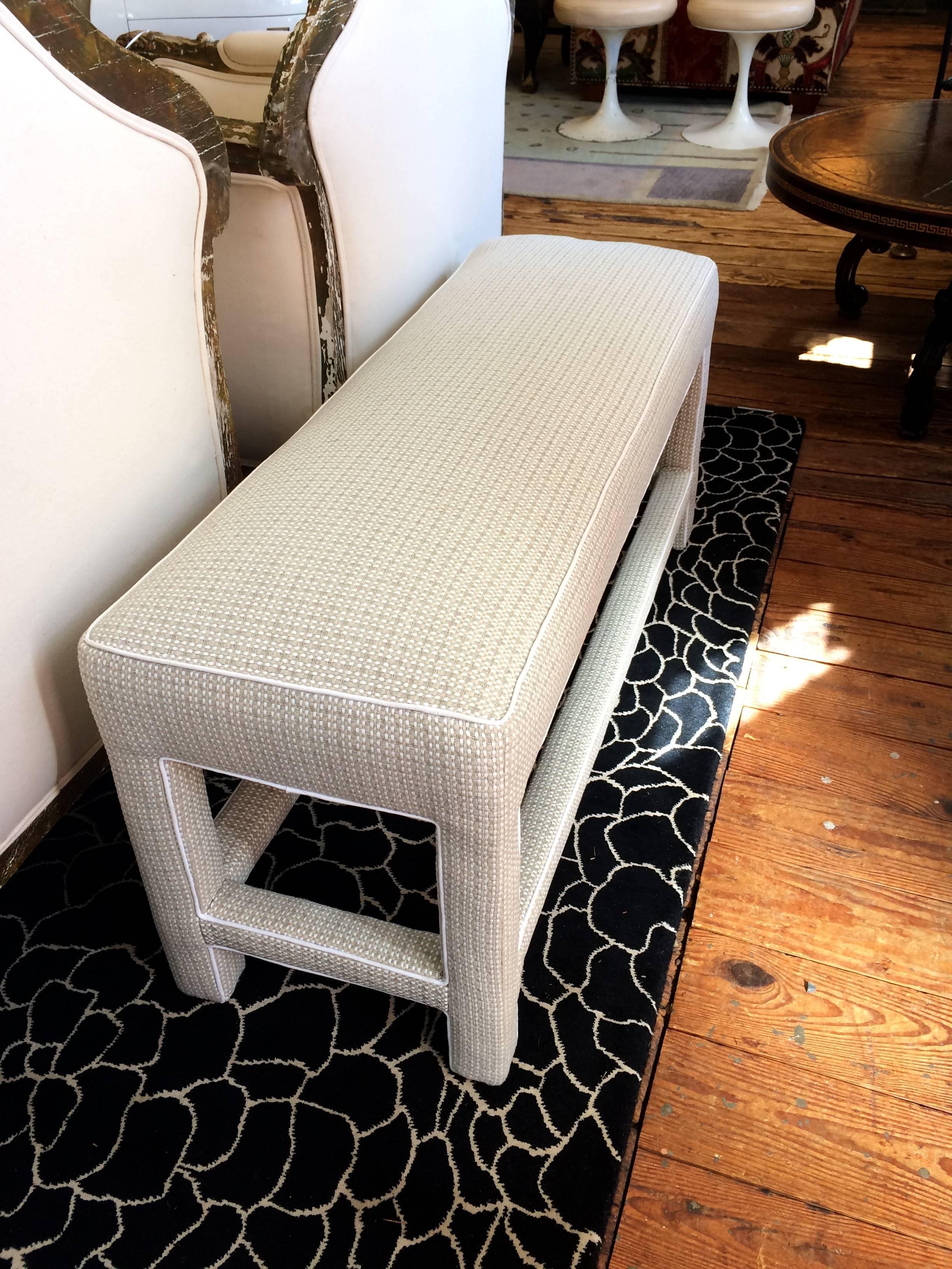 Classic Mid-Century Modern Upholstered Bench 2