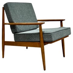 CLASSIC Mid Century Modern Vintage LOUNGE CHAIR / Armchair Baumritter, C. 1960's