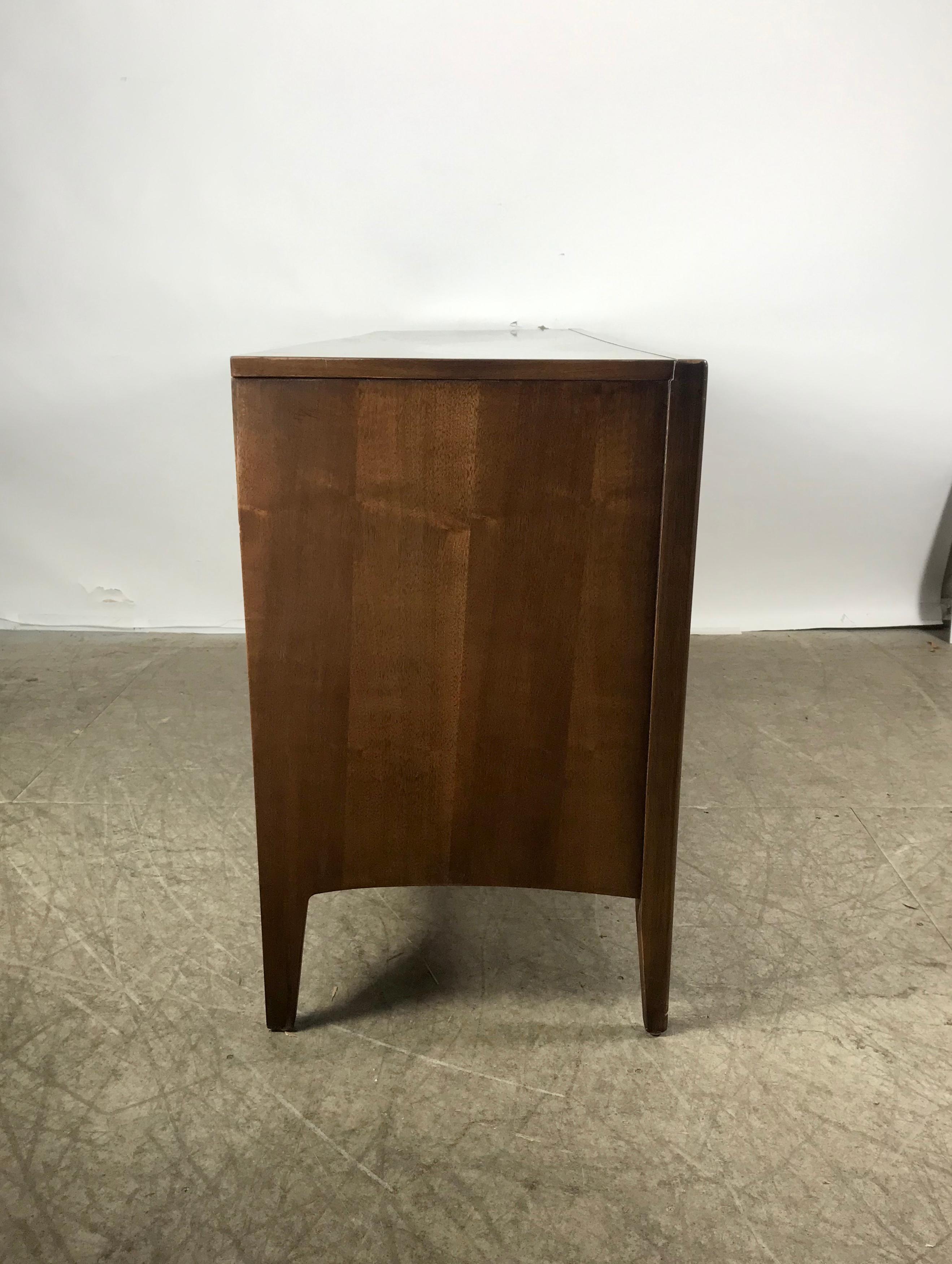 20th Century Classic Mid-Century Modern Walnut 9-Drawer Dresser by Broyhill Premier