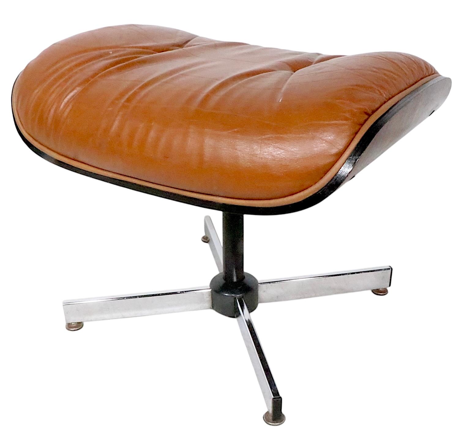 Classic Mid Century Plycraft Lounge Chair and Ottoman For Sale 6