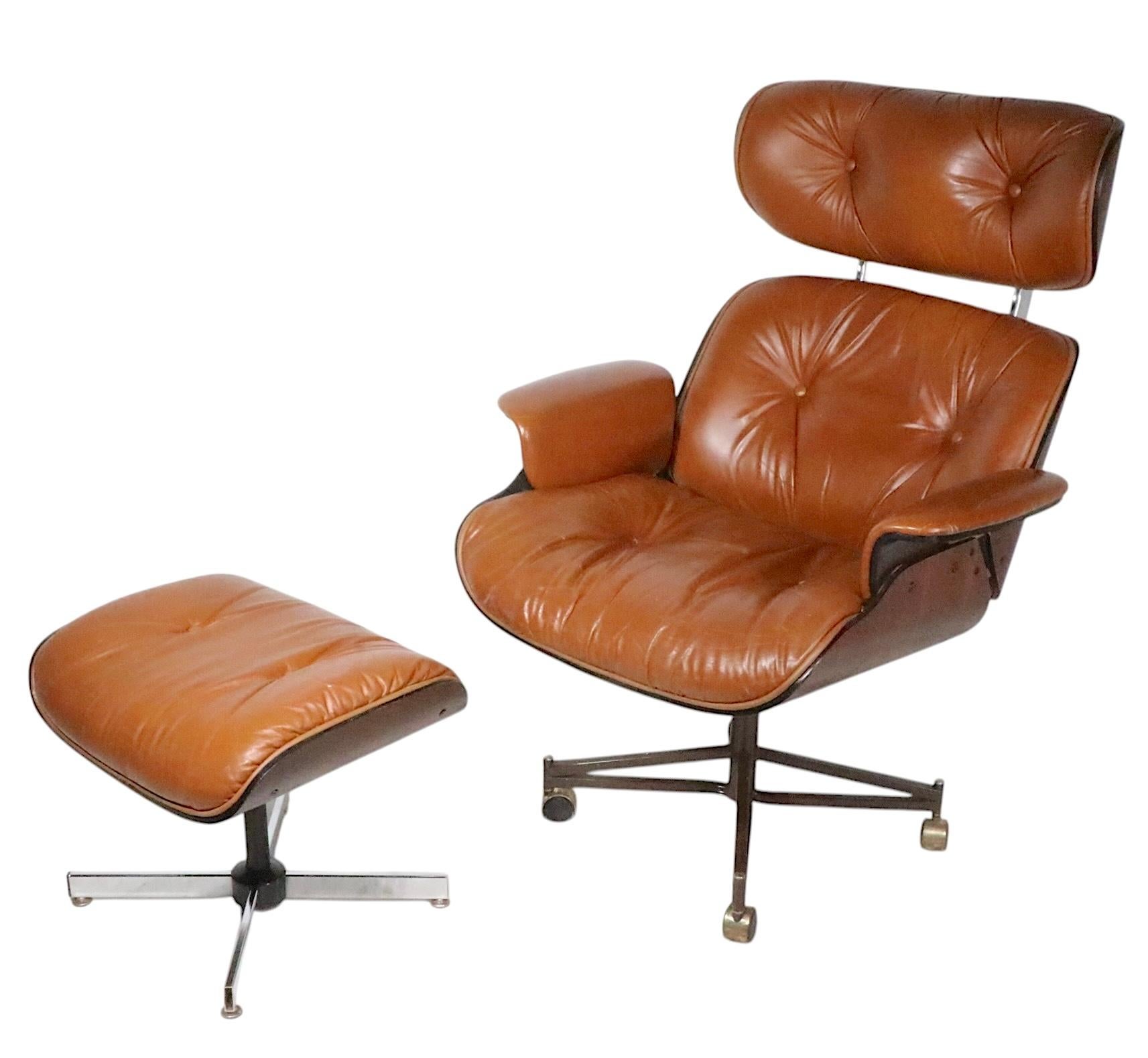 Classic Mid Century Plycraft Lounge Chair and Ottoman For Sale 11