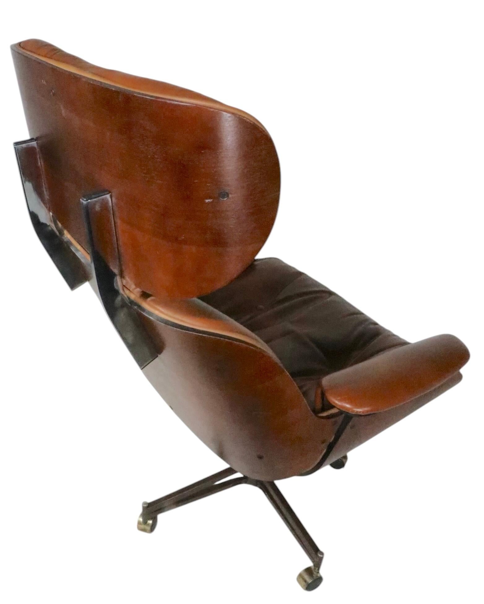 Upholstery Classic Mid Century Plycraft Lounge Chair and Ottoman For Sale