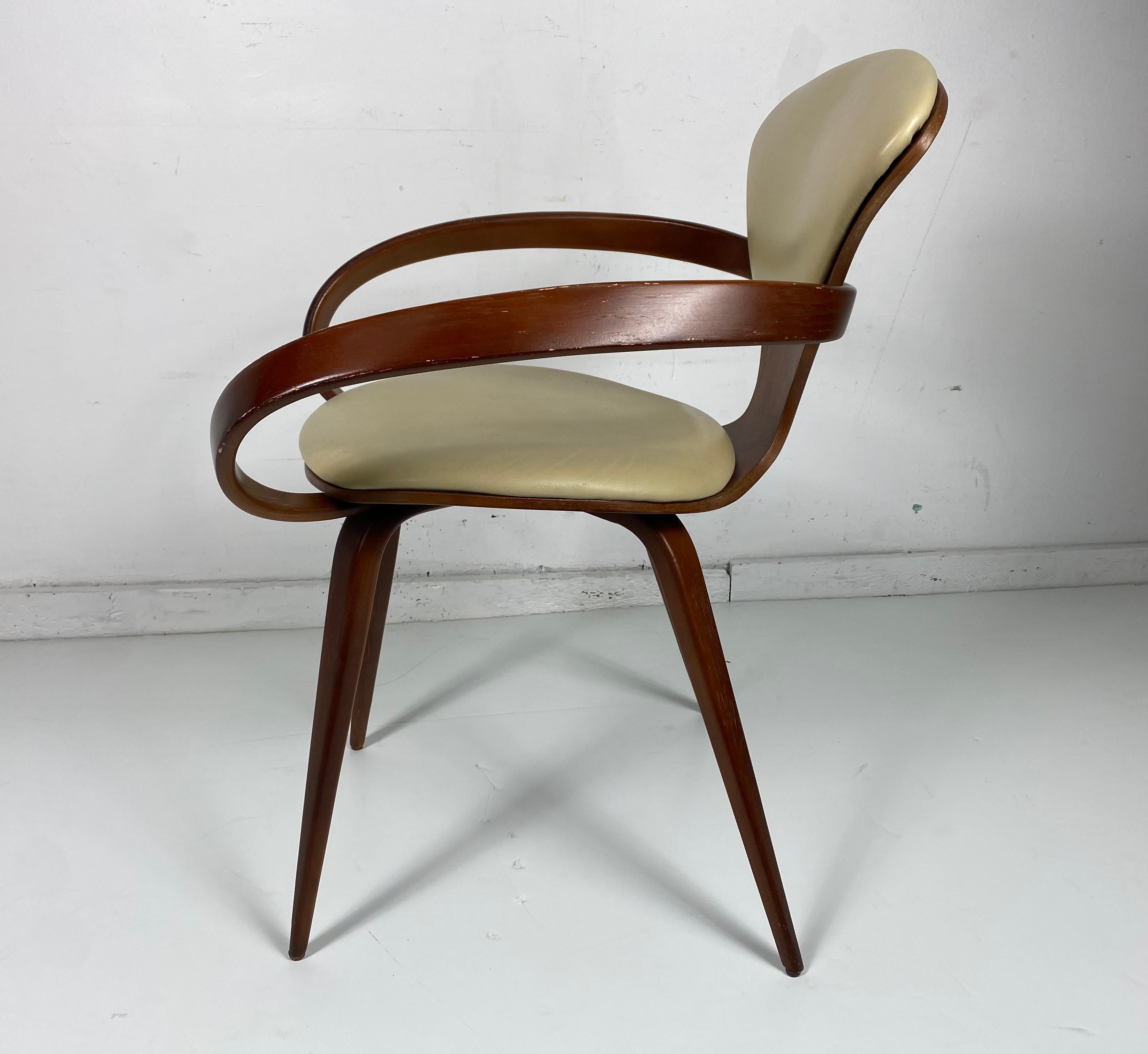 American Classic Mid Century Pretzel Arm Chair by Norman Cherner for Plycraft For Sale