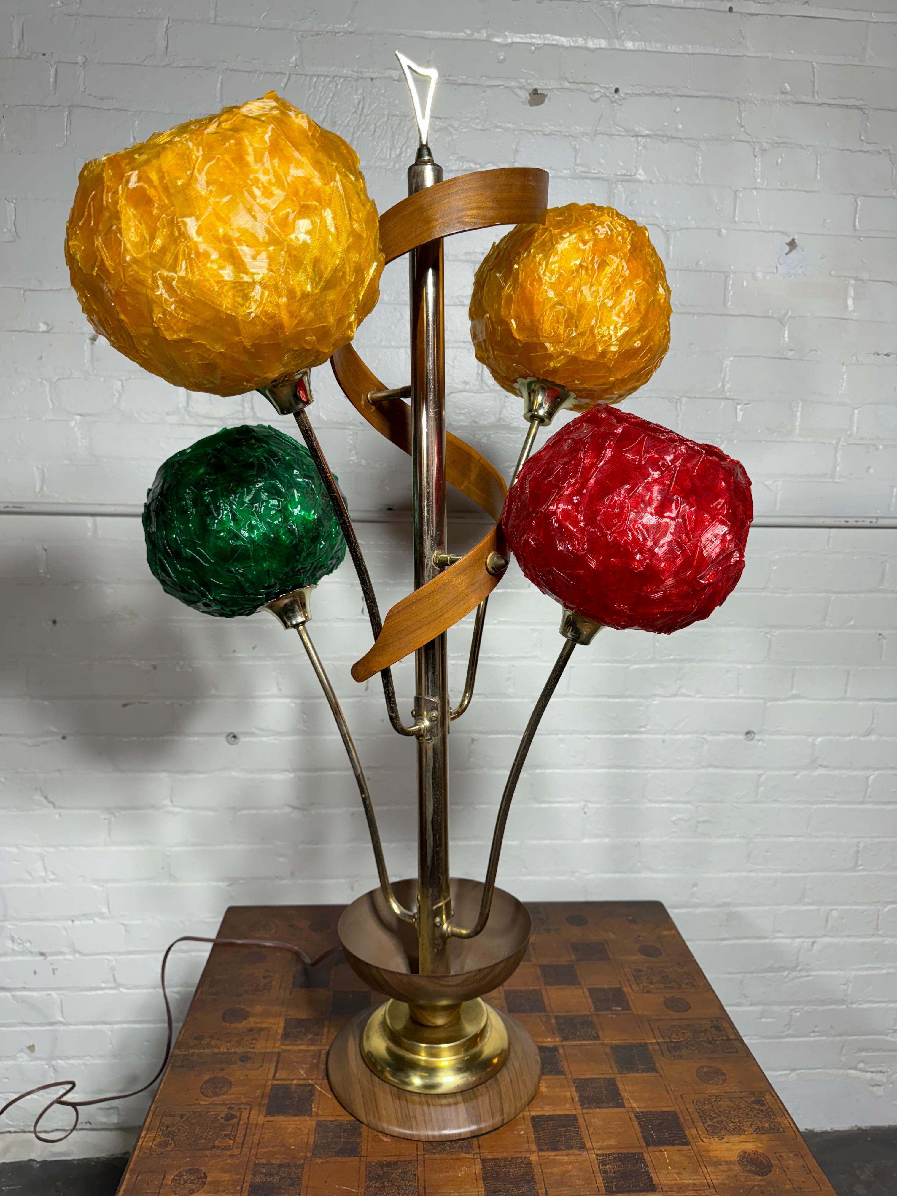 American Classic Mid Century Spaghetti Shades spun lucite / walnut table lamp For Sale
