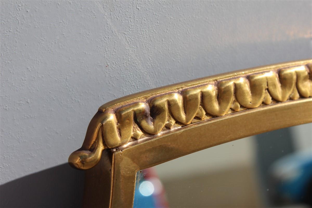 Classic Midcentury Wall Mirror Solid Brass Gold Italian Design, 1950s For Sale 3