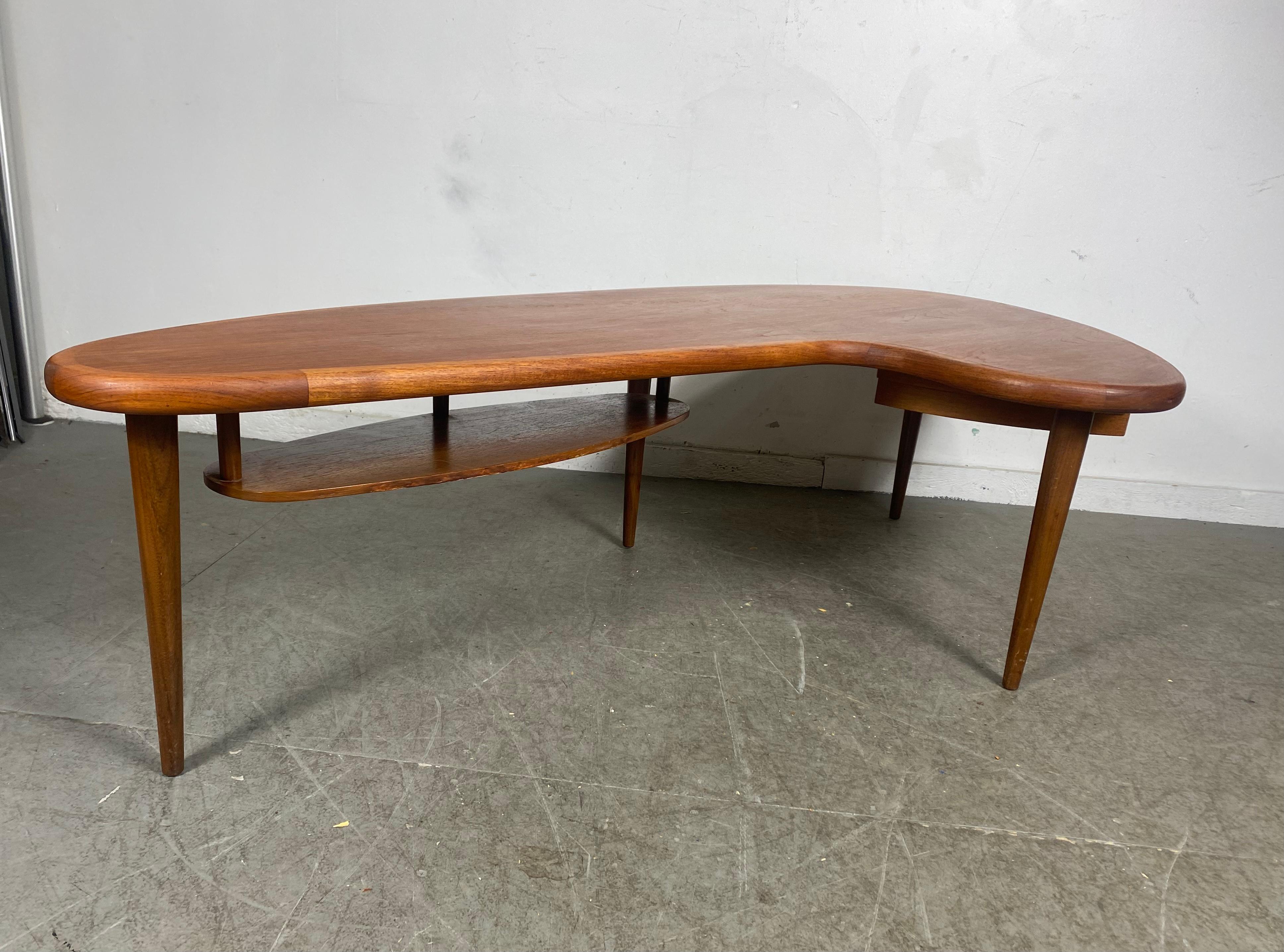 American Classic Midcentury Walnut Boomerang Coffee / Cocktail Table with Drawer For Sale