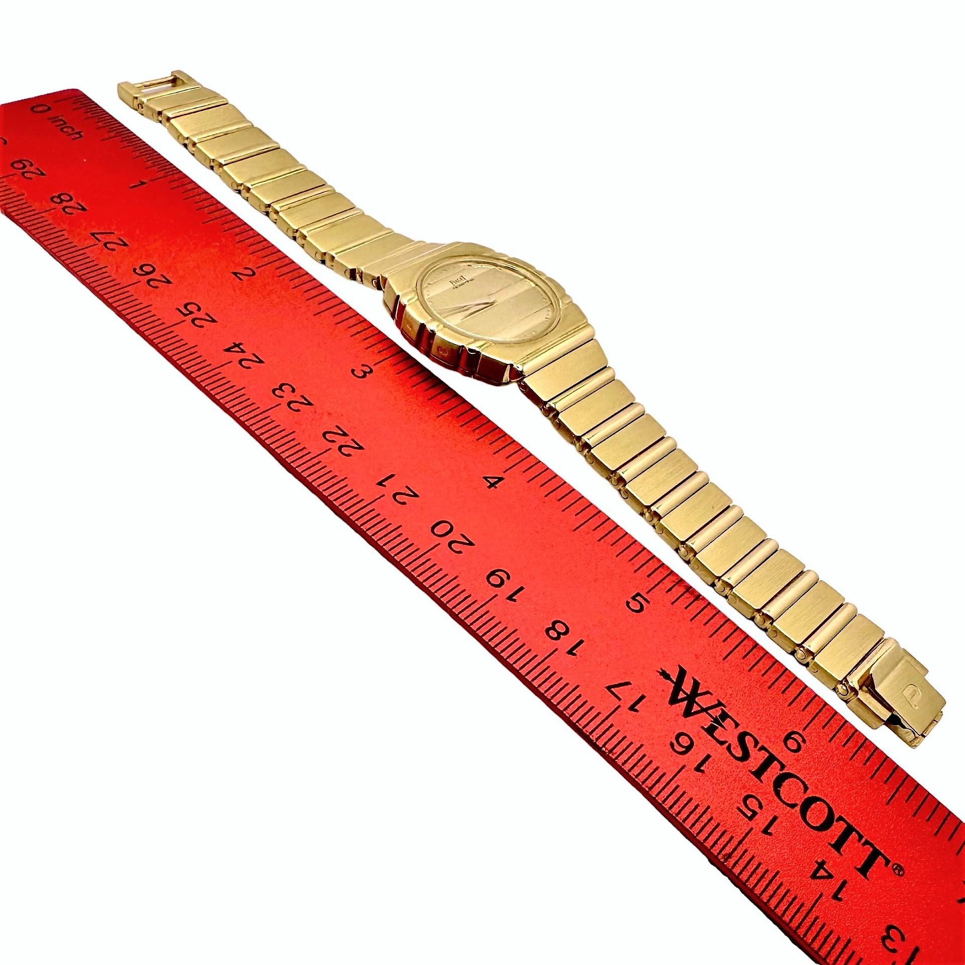 Women's or Men's Classic Mid-size Piaget Polo Wrist Watch with Piaget Original Quartz Movement