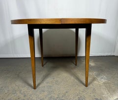 Classic Modern Paul McCobb Extension Dining Table / 42"round - 72" oval