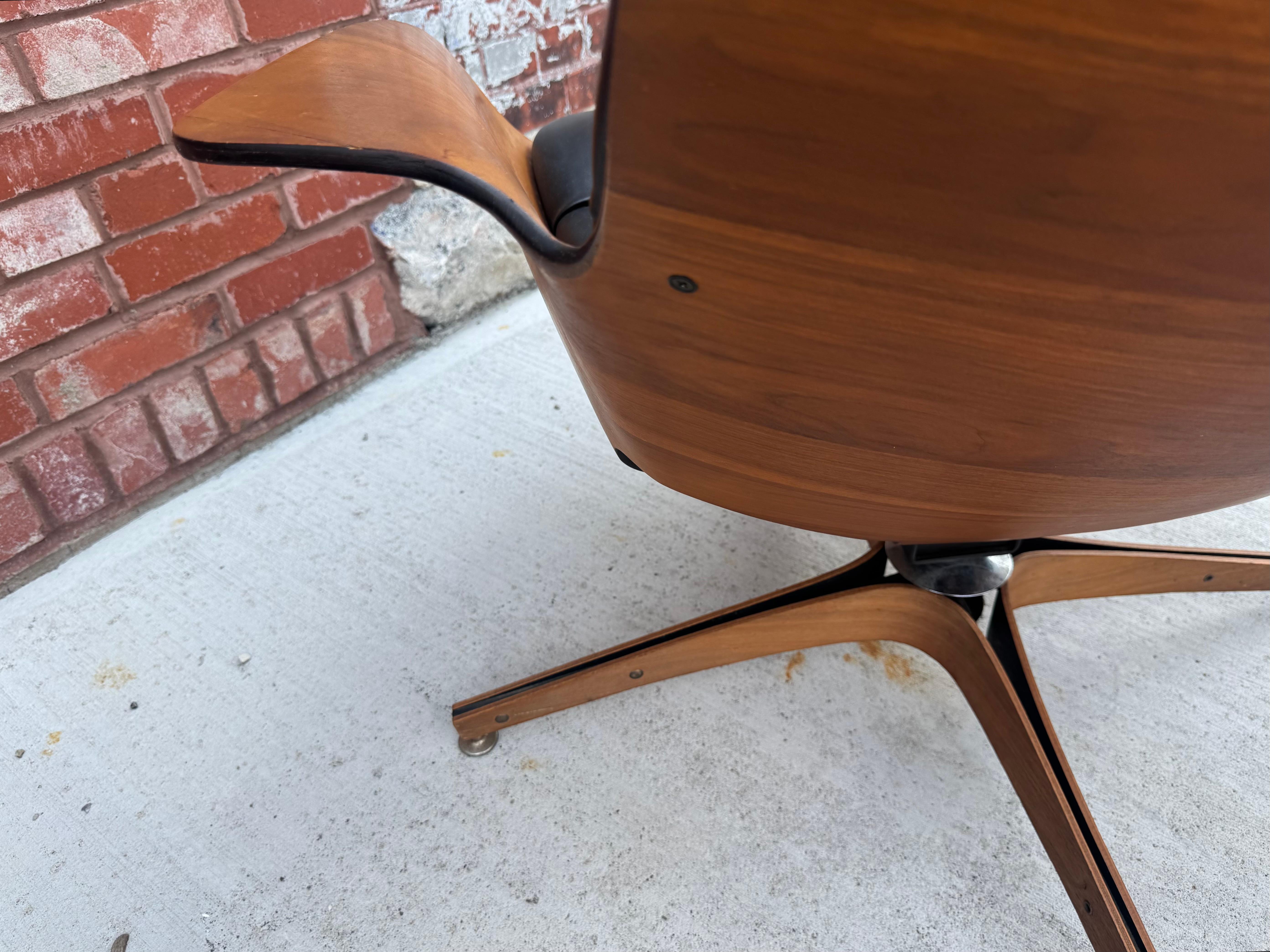 Klassisch modernistische 1960er Plycraft George Mulhauser 