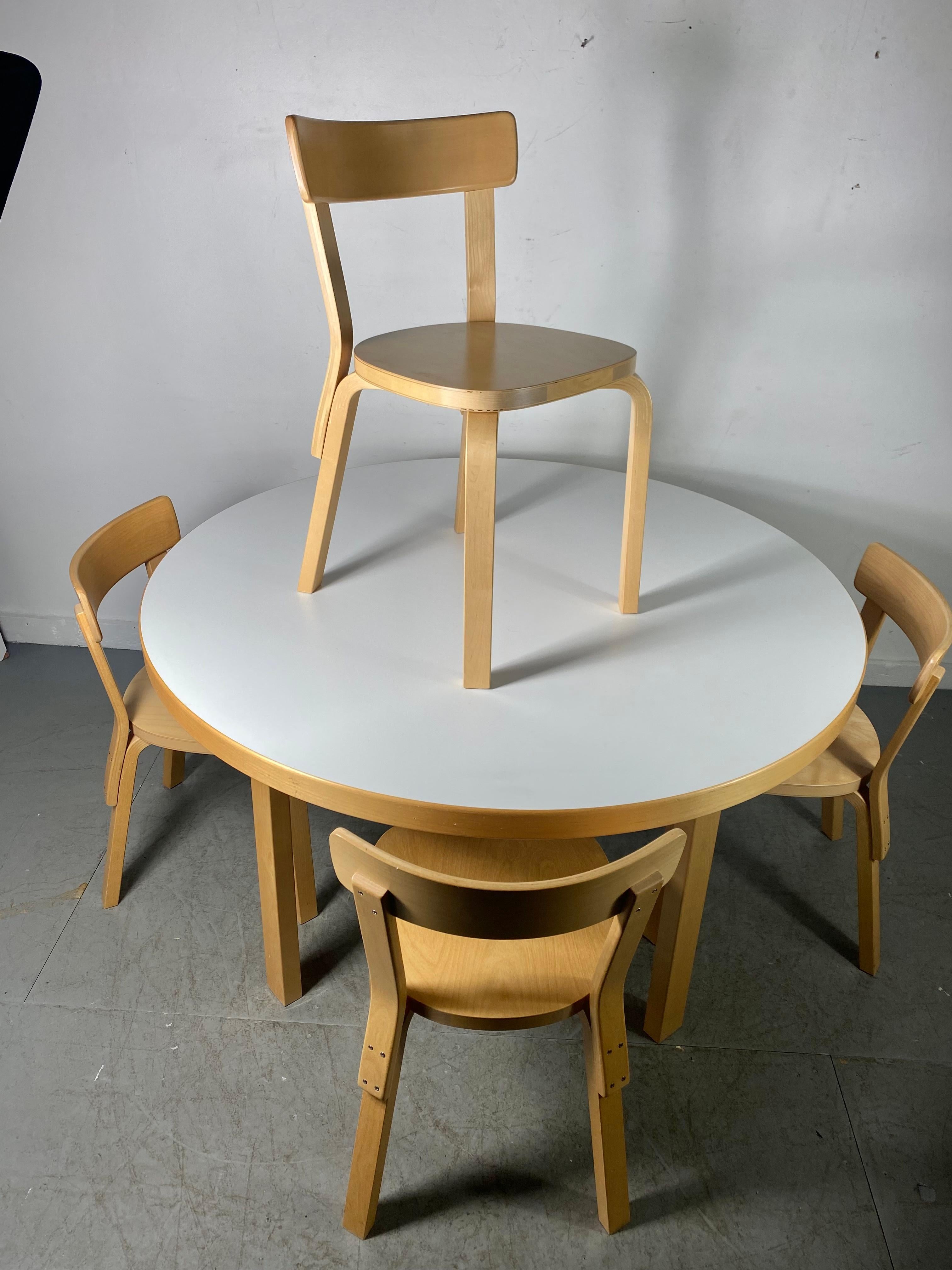 Classic Modernist Bent Plywood Dinette Set by Alvar Aalto for Artek / Finland 1