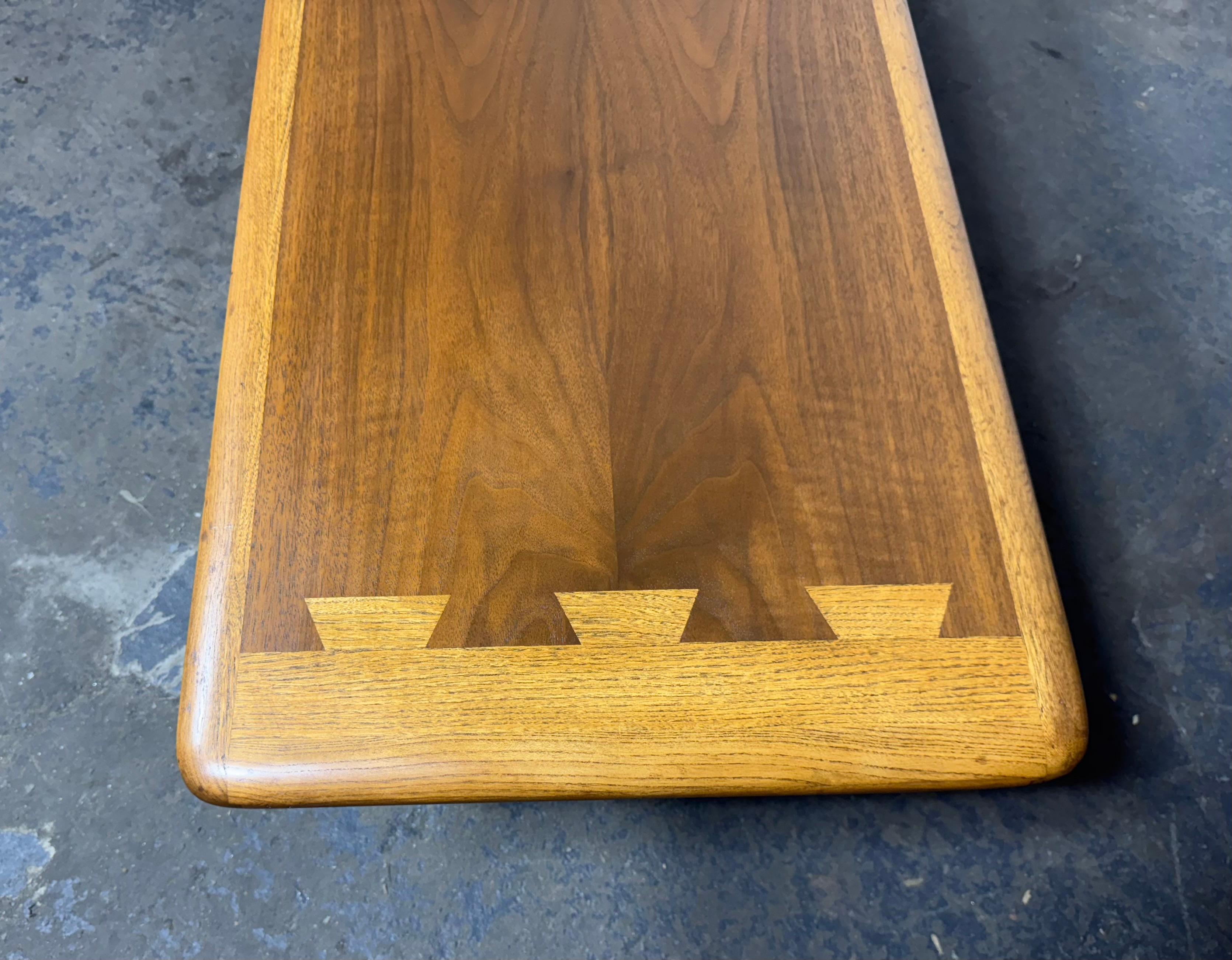 American Classic Modernist Extra Long Lane Acclaim Coffee / Cocktail Table For Sale