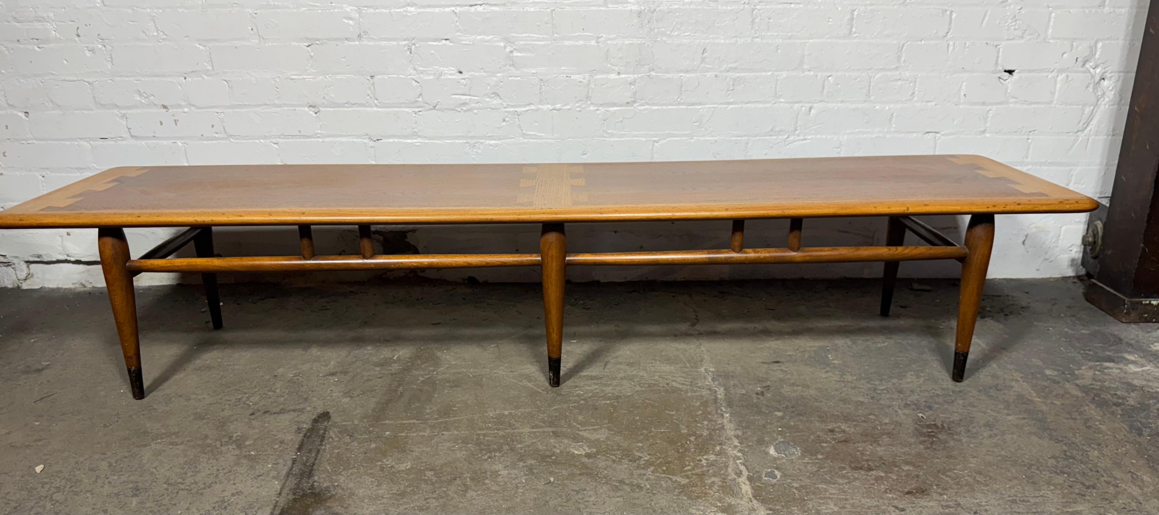 Classic Modernist Extra Long Lane Acclaim Coffee / Cocktail Table For Sale 1