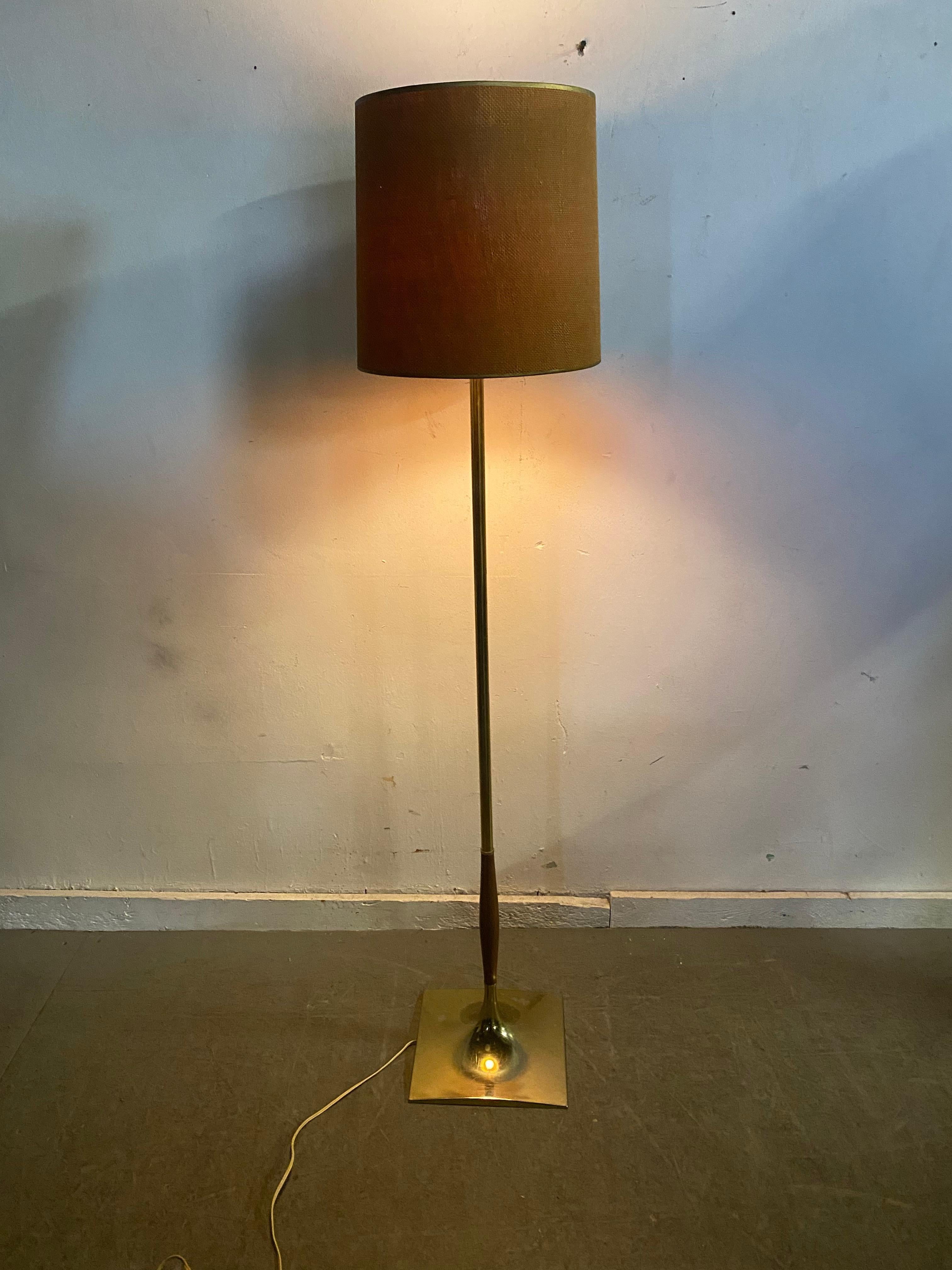 Mid-20th Century Classic Modernist Floor Lamp by Laurel Lamp Company For Sale