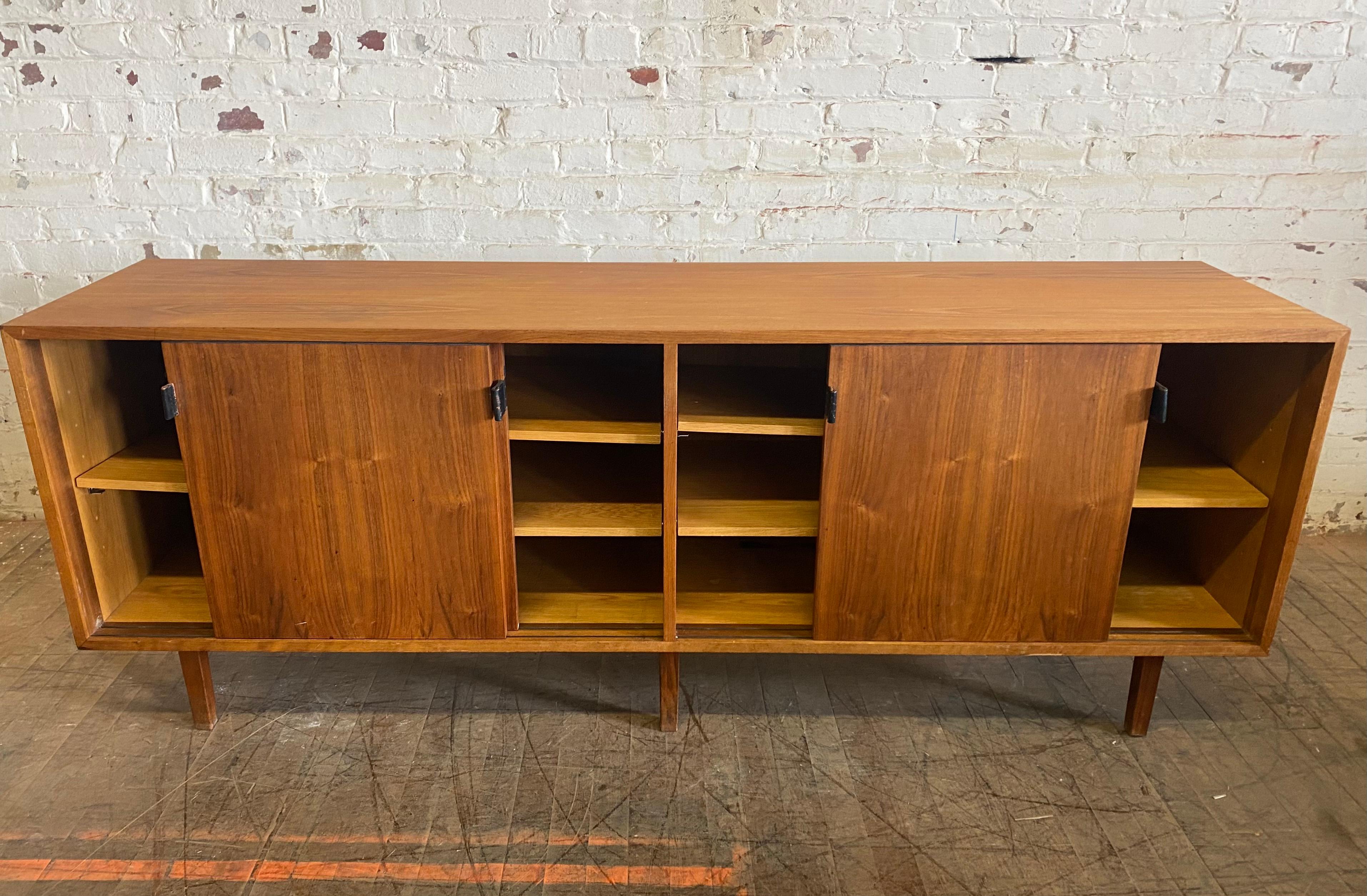 American Classic Modernist Florence Knoll Walnut and Oak Credenza, Early Knoll Label