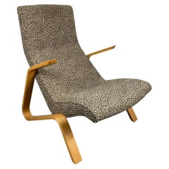 Classic Modernist Grasshopper Lounge chair designed by Eero Saarinen / Modernica