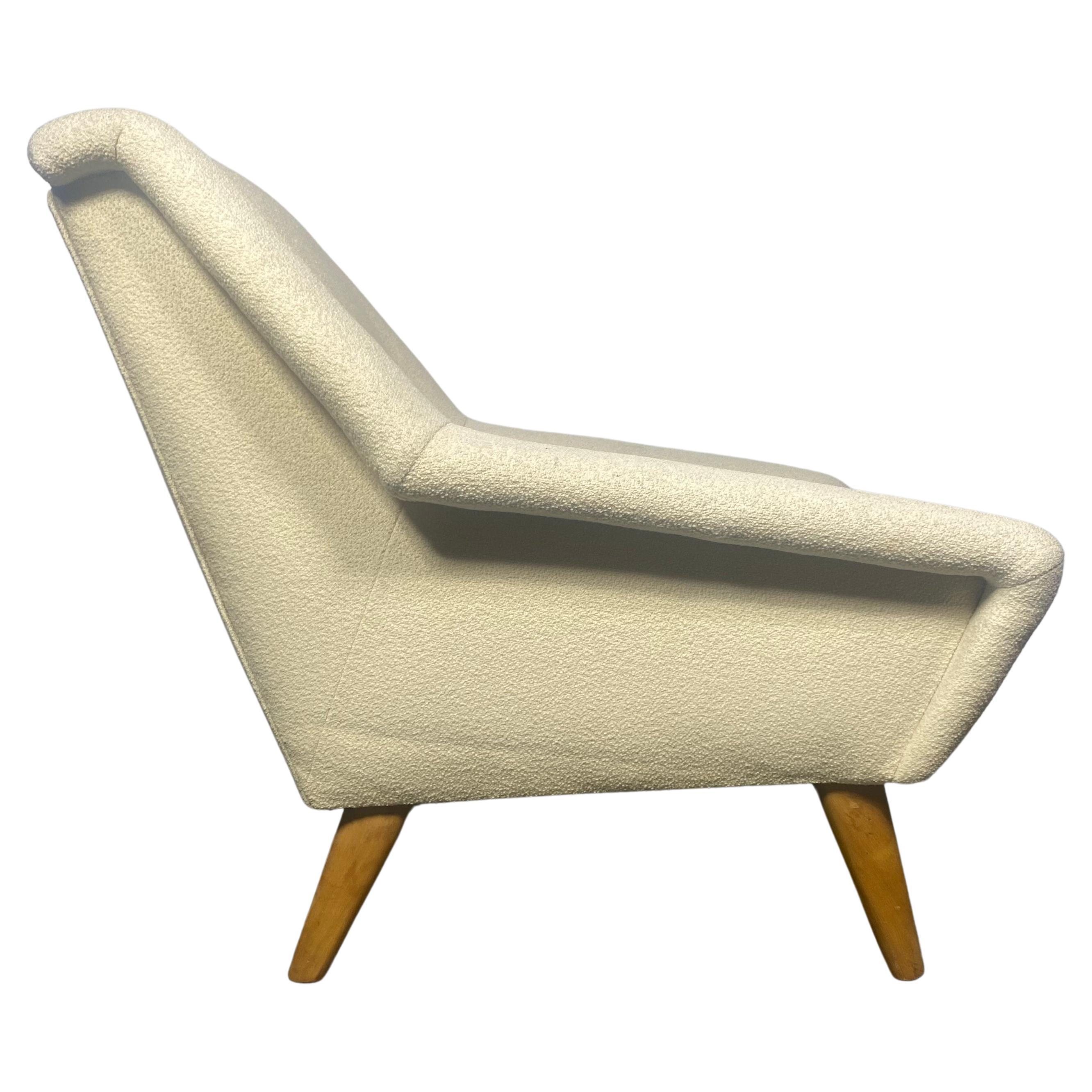 Classic Modernist Lounge Chair by Heywood Wakefield , after Gio Ponti For Sale