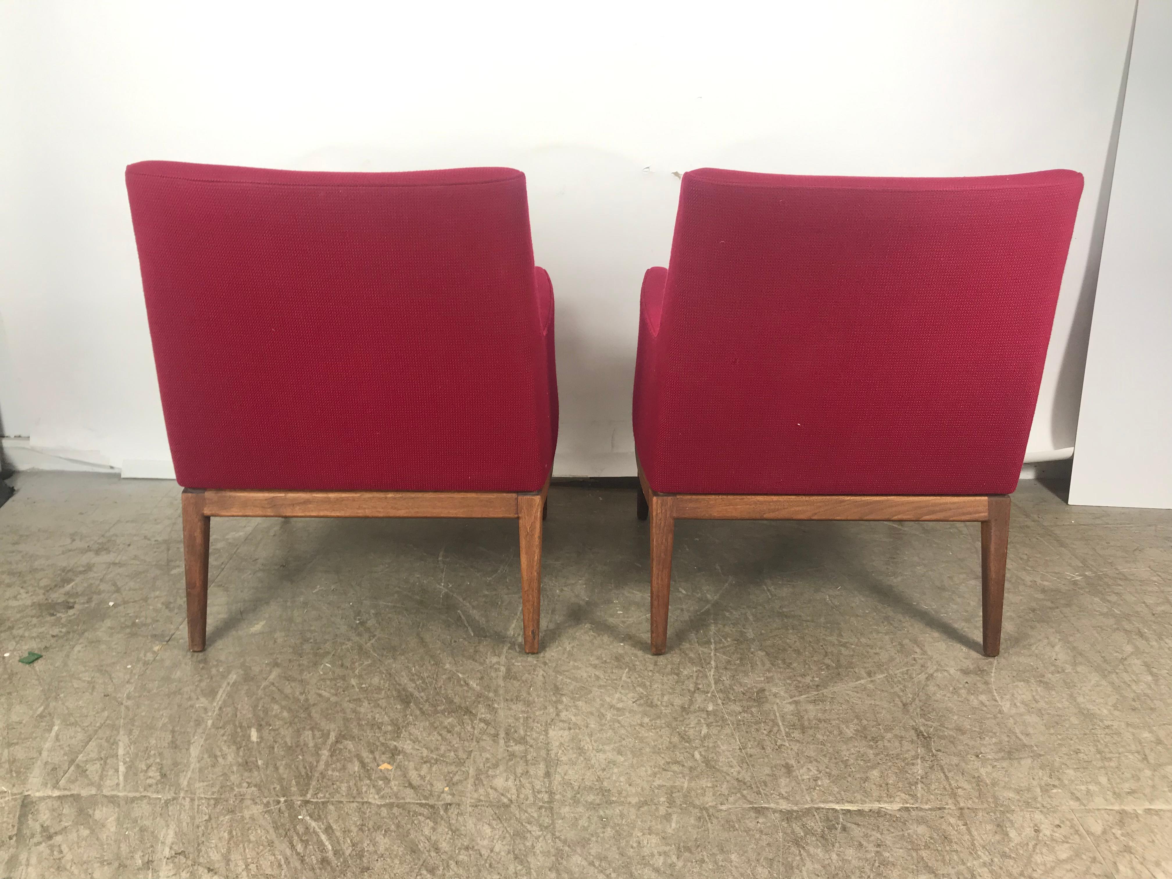 Classic Modernist Lounge Chairs Designed by Jens Risom, Jens Risom Design Inc 1