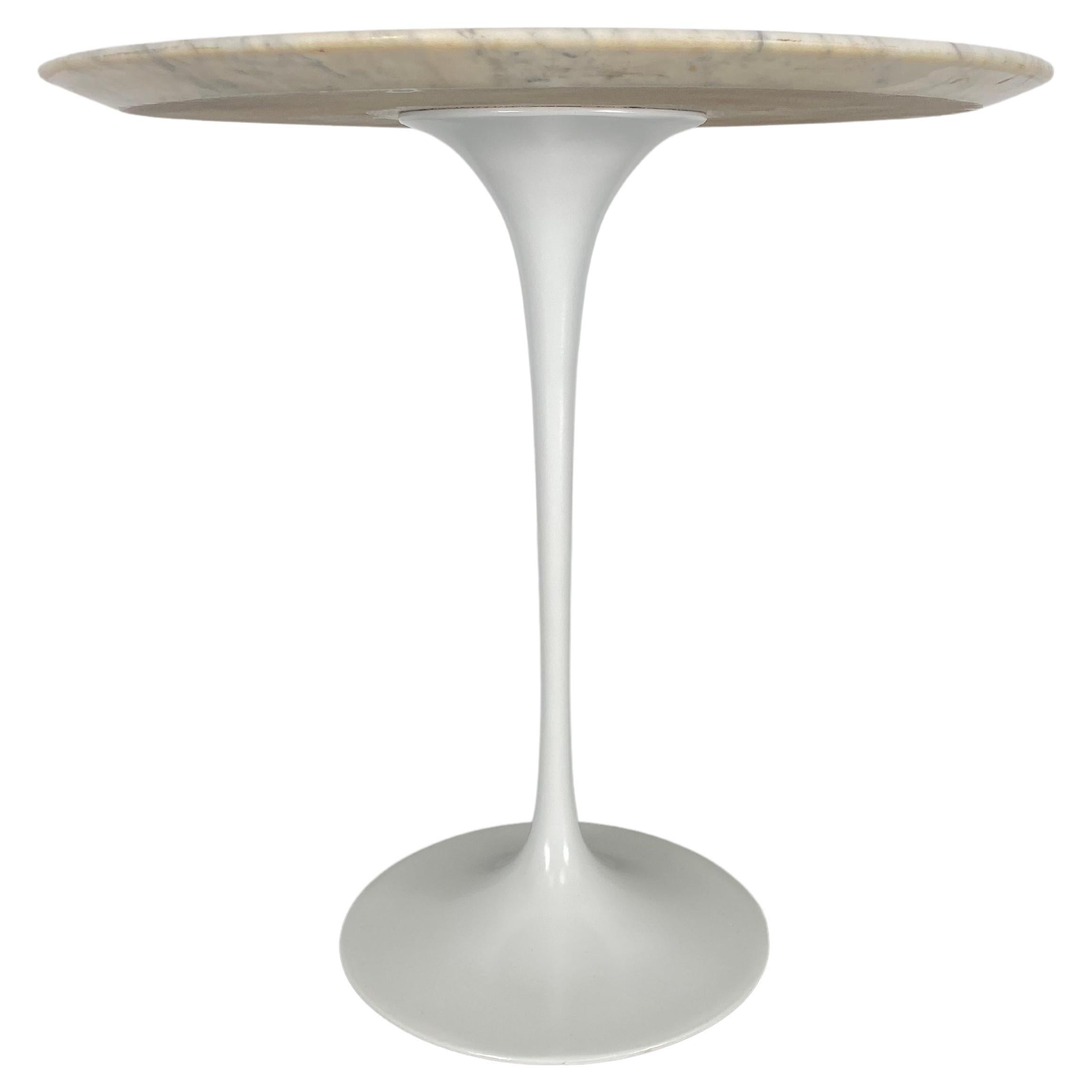 Classic Modernist Marble Top Tulip Table by Eero Saarinen for Knoll