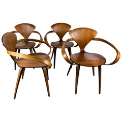 Classic Modernist Plywood Pretzel Armchair by Norman Cherner for Plycraft