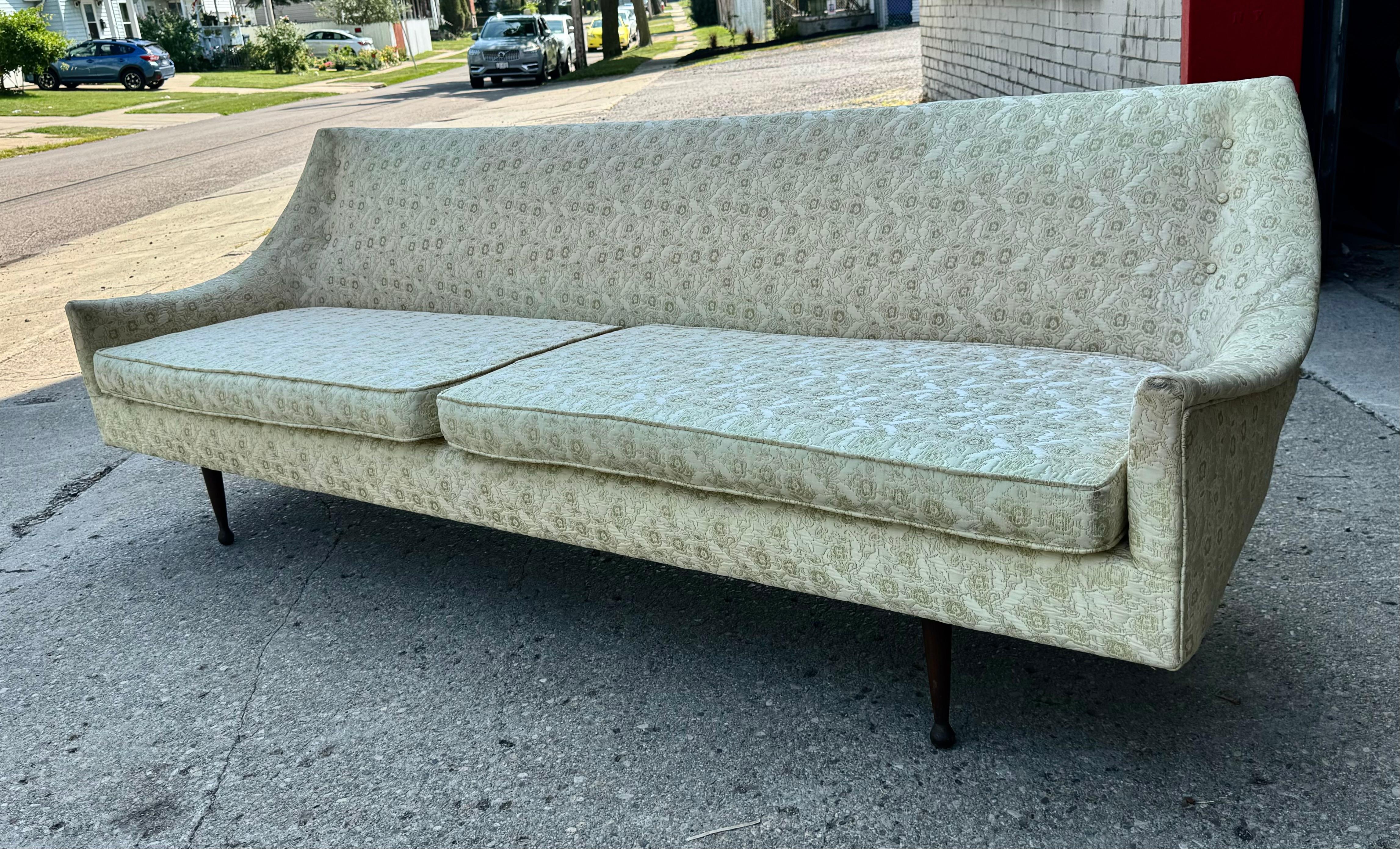 Mid-Century Modern Classic Modernist Sofa attributed to Paul McCobb For Sale