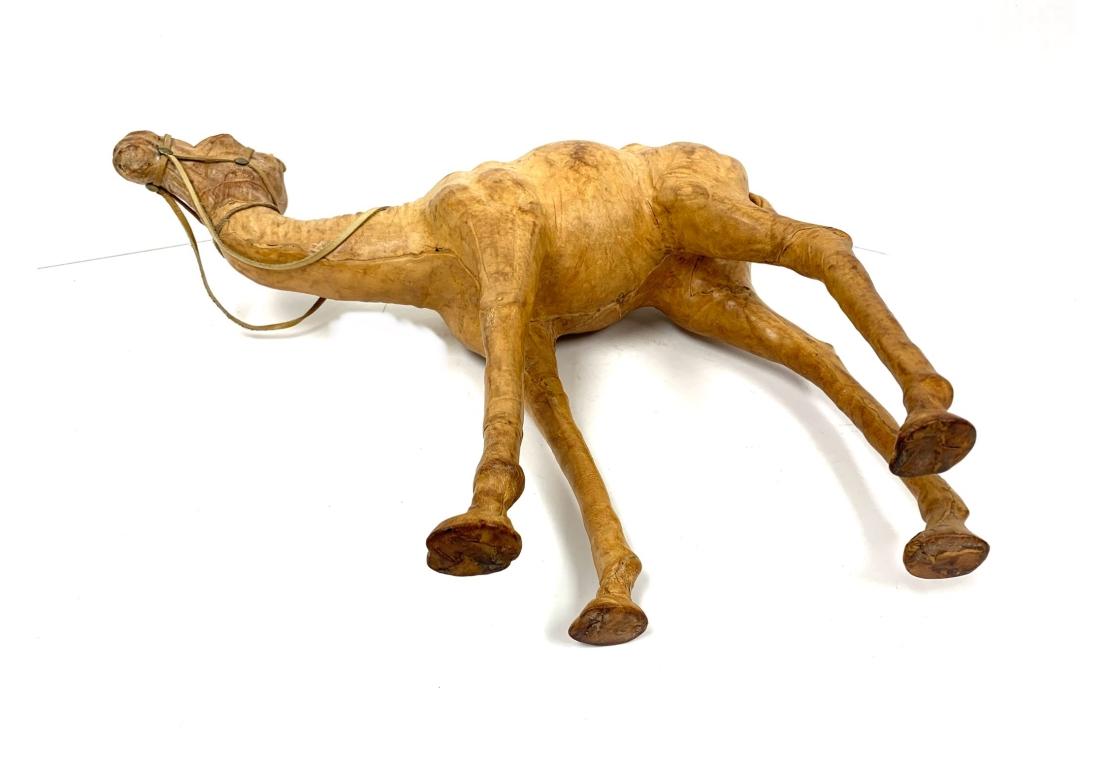 20ième siècle Classic Leather Camel en vente