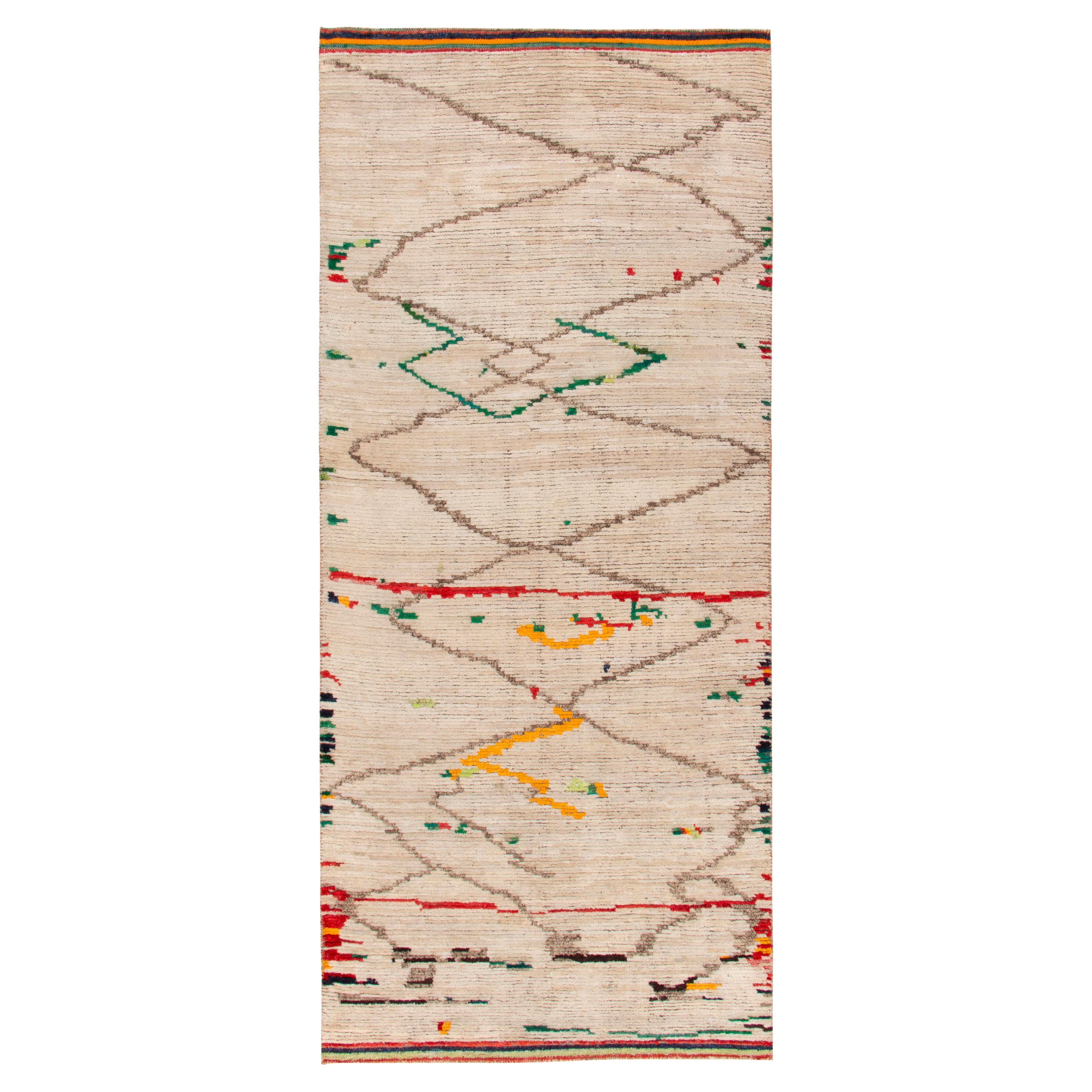 Rug & Kilim's Classic Moroccan Style Runner in Beige & Green Geometric Pattern For Sale