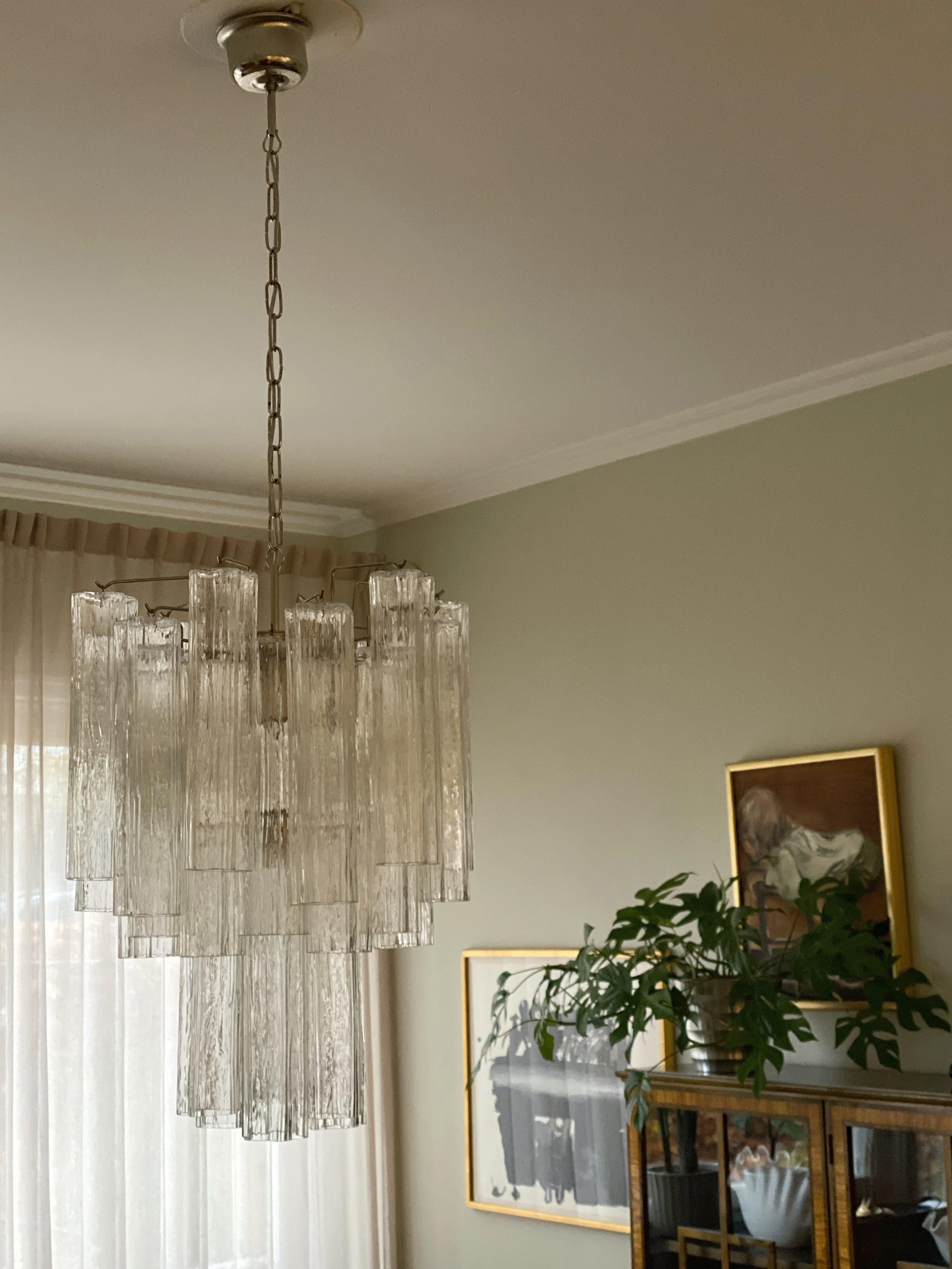 Lampadario classico di Murano nello stile di Venini. Dimensioni medio-piccole. in vendita 2