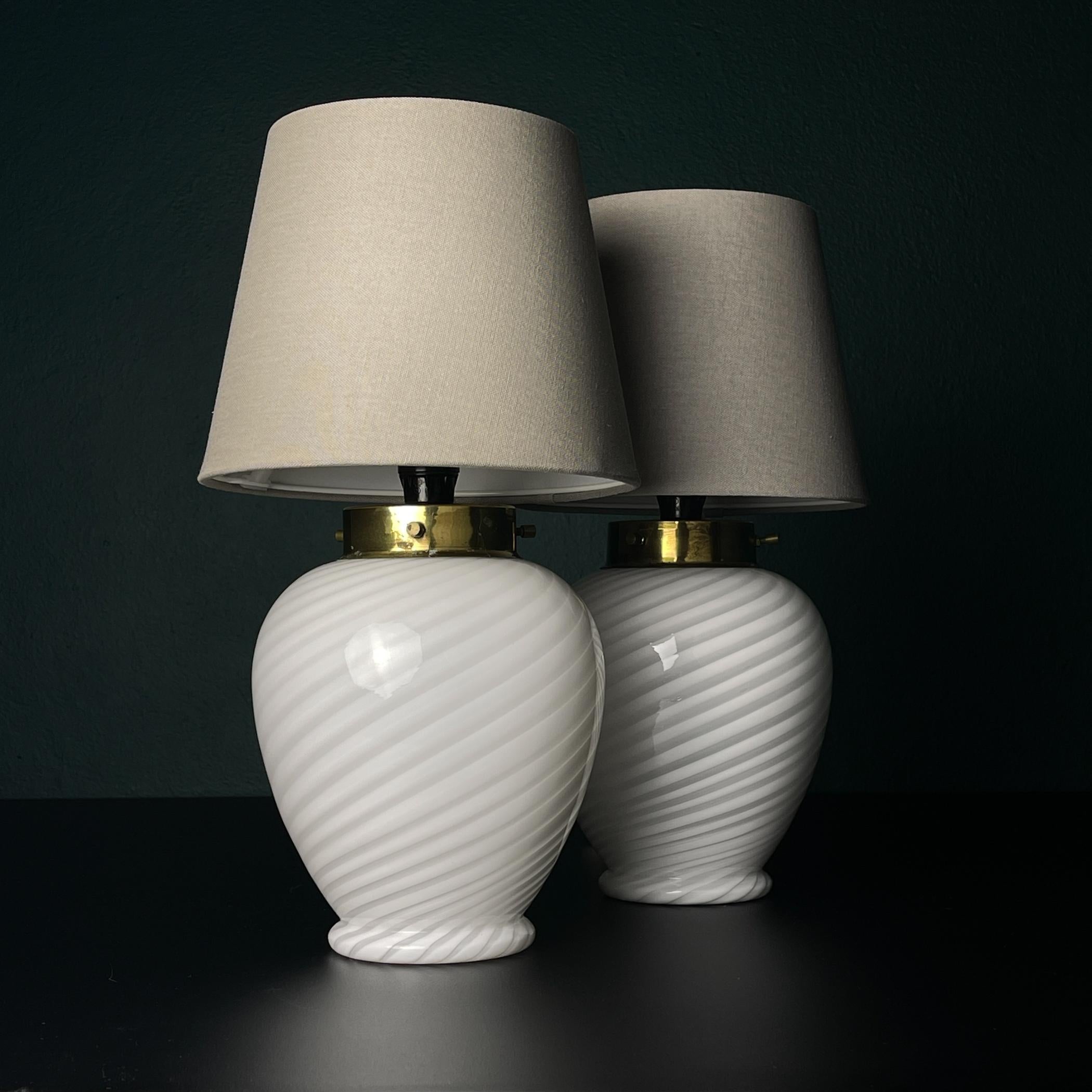 Classic Murano glass table lamps, Italy 1970s, Set of 2 For Sale 9