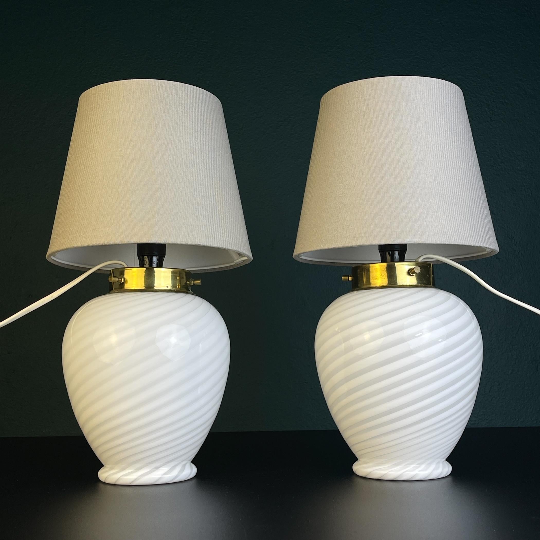 Classic Murano glass table lamps, Italy 1970s, Set of 2 For Sale 2