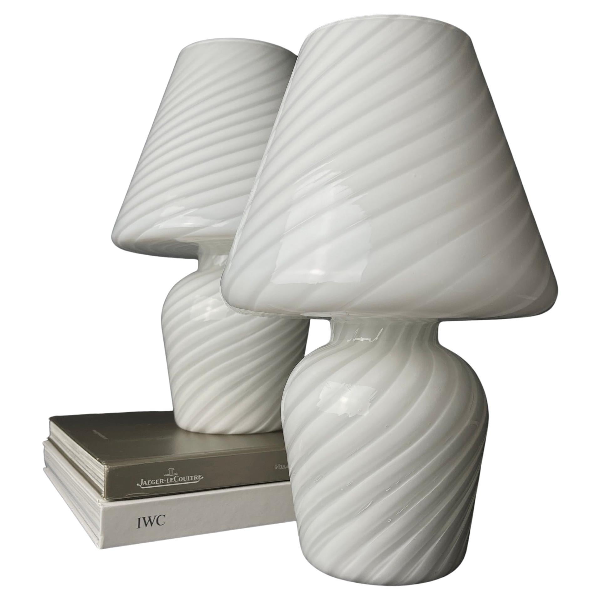 Classic murano table lamps Mushroom Italy 1970s Set of 2 For Sale