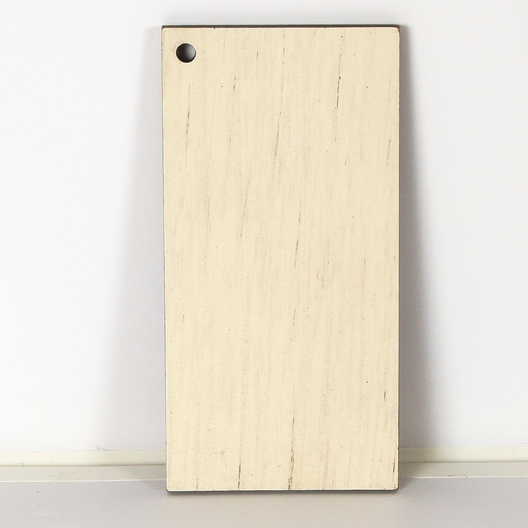 Table d'appoint étroite classique, blanc flottant Neuf - En vente à Westwood, NJ