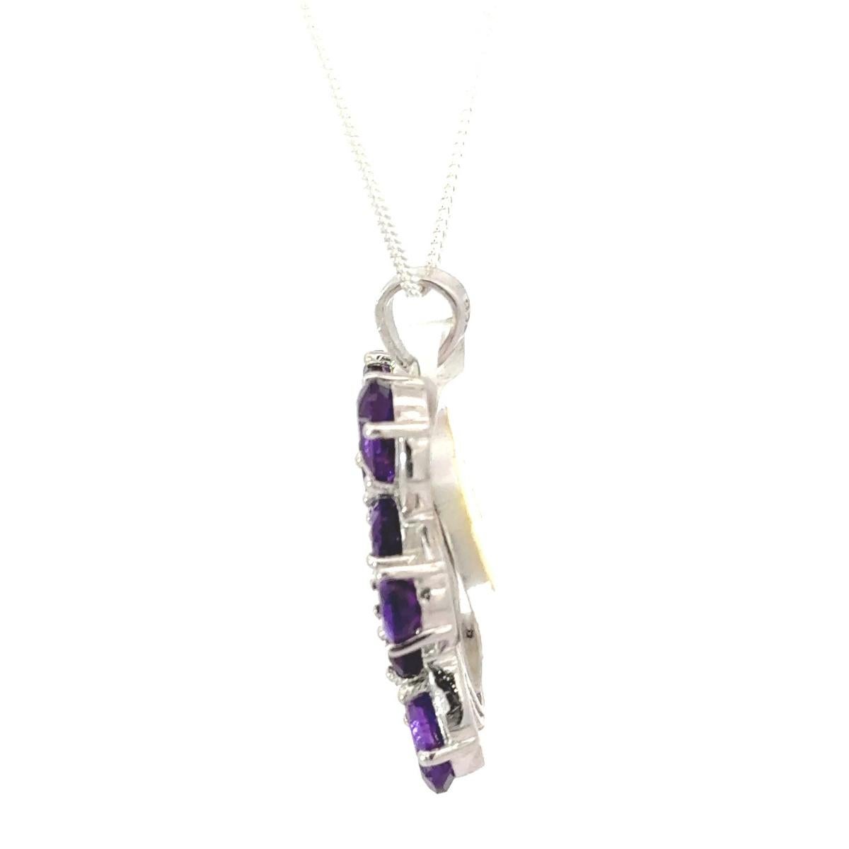 Classic Natural Amethyst 12.45 ct Cluster Pendant in 925 Solid Silver For Mom In New Condition For Sale In New York, NY